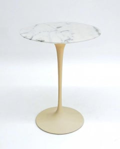 Eero Saarinen Marble Top 'Tulip' Side Table
