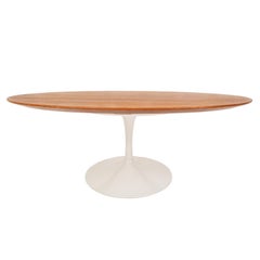 Table basse à piédestal Tulip de l'atelier Knoll du milieu du siècle signée Eero Saarinen, 1956