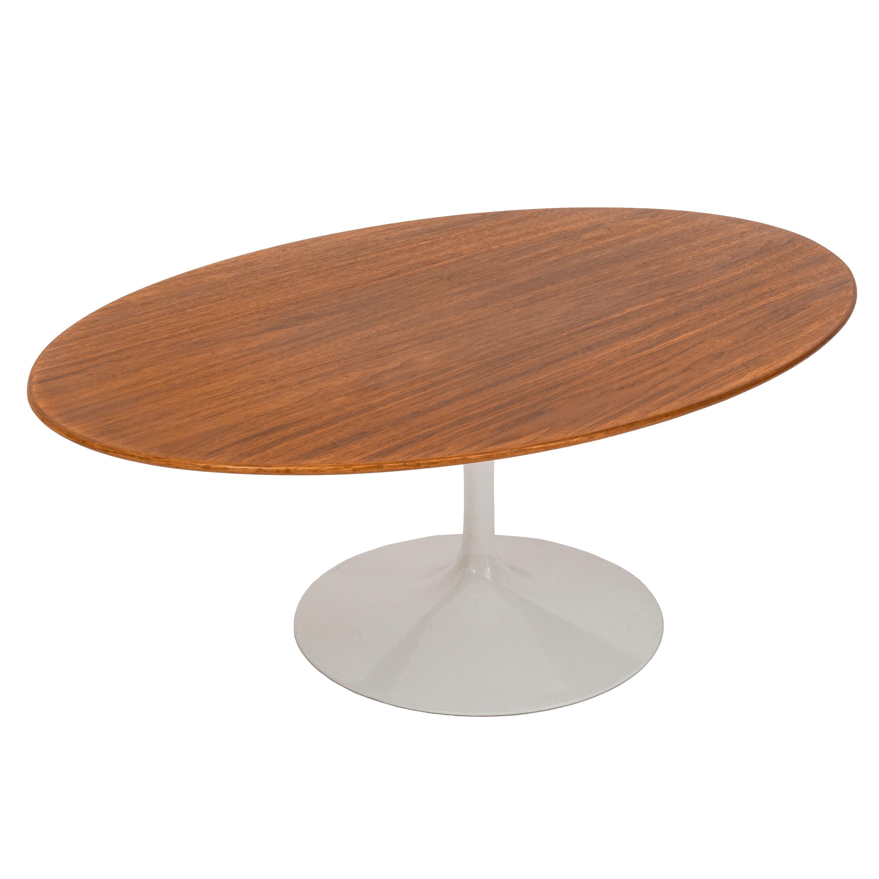 American Eero Saarinen Mid-Century Knoll Studio Tulip Pedestal Coffee Table 1956 Signed