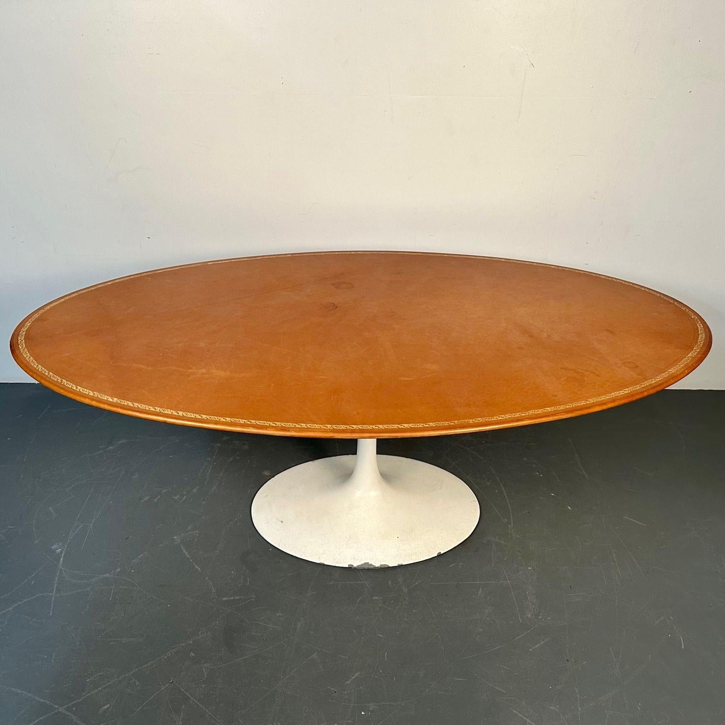 Eero Saarinen Mid-Century Modern Tulip Dining Table, Leather Top, Miles Redd 3