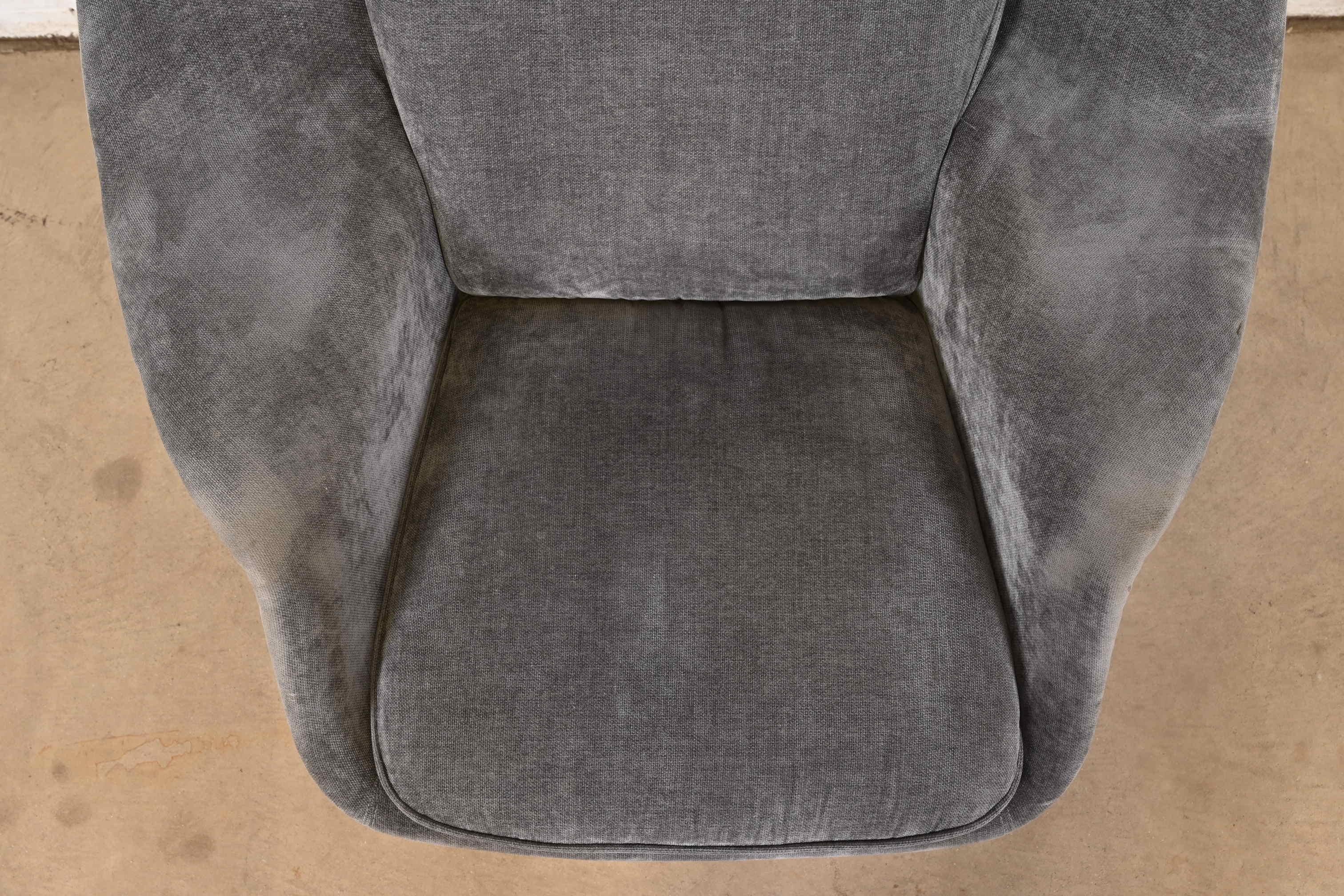 Silla y otomana Eero Saarinen de mediados del siglo XX en venta 3