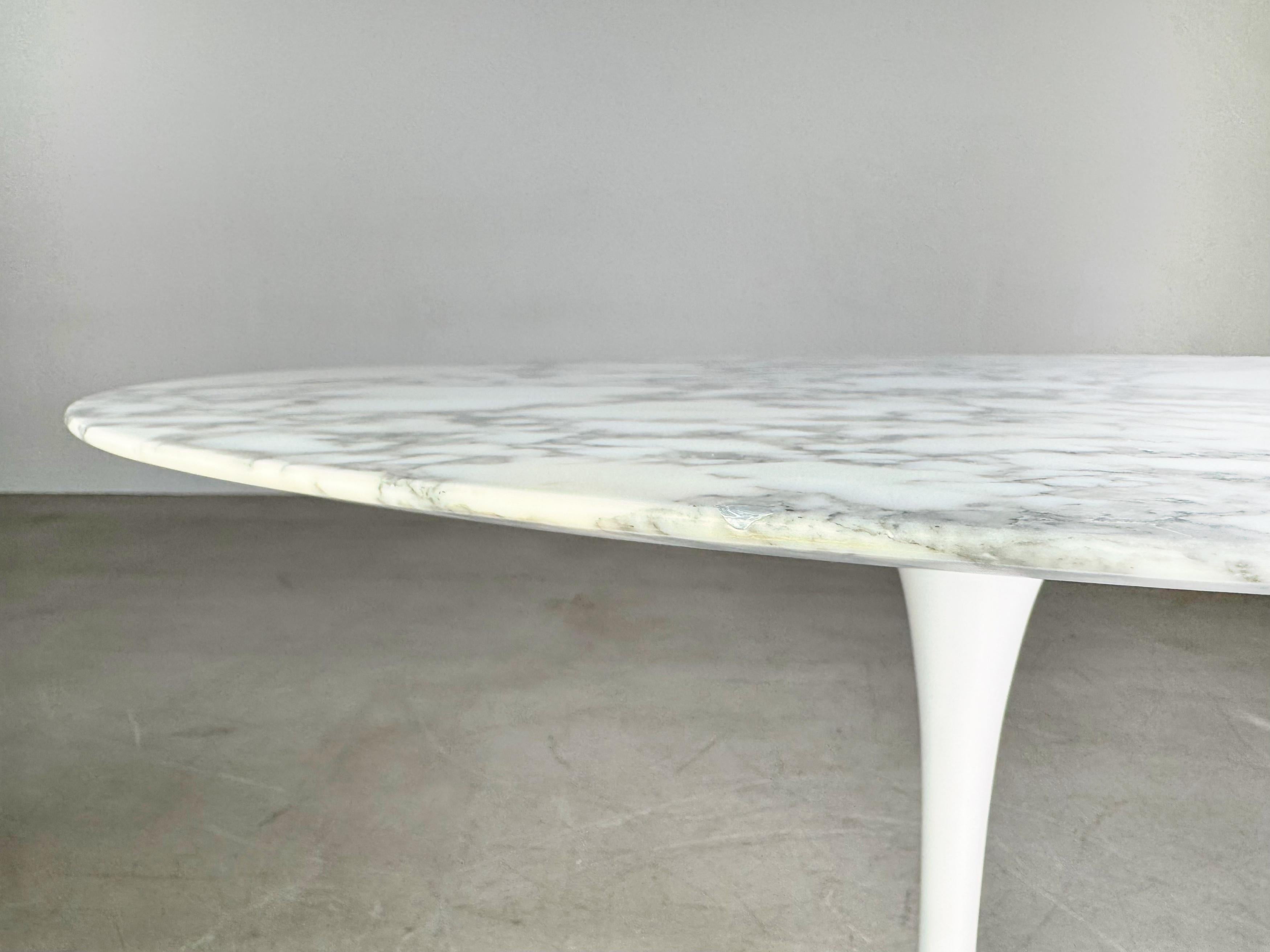 Eero Saarinen Esstisch Mediados de Siglo Tulipán Marmor Knoll Intenational II finales del siglo XX en venta