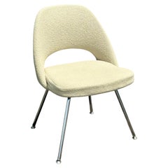 Eero Saarinen Model 72 Executive Chair for Knoll in Green Boucle