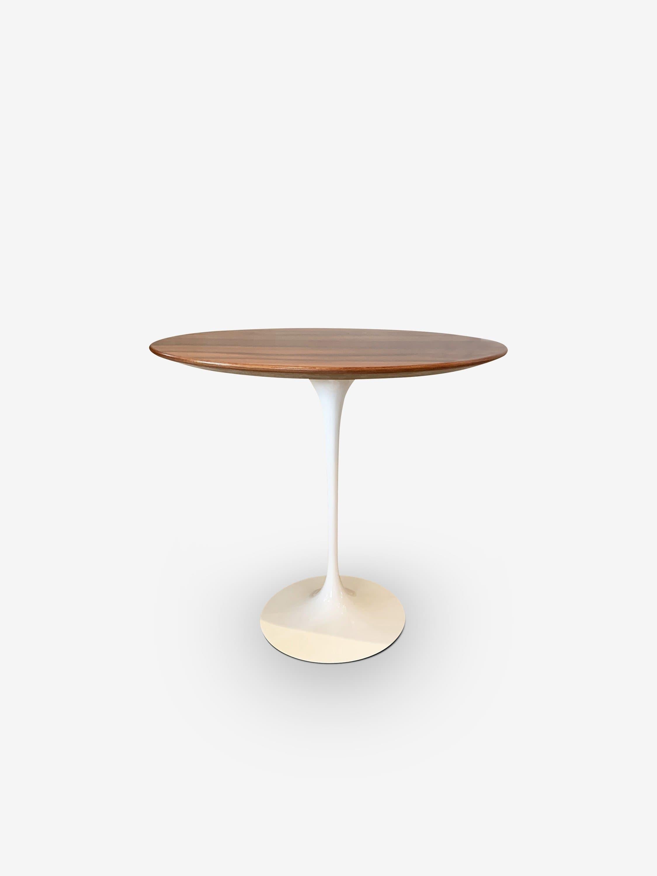 American Eero Saarinen Oval Side Table with Rosewood & White Base by Knoll For Sale