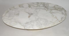 Table basse Tulipe ovale de Eero Saarinen pour cocktail en marbre par Knoll