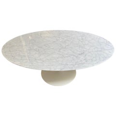 Eero Saarinen Oval Tulip Coffee Table