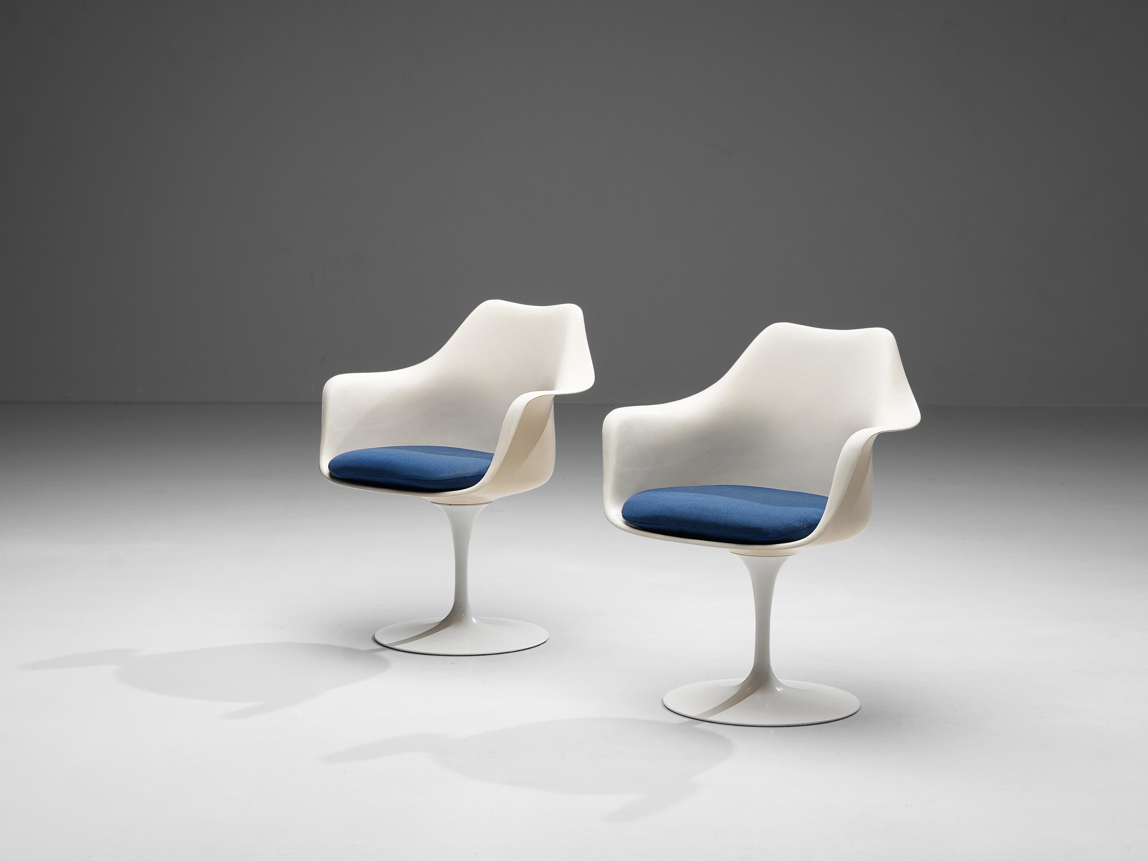 Mid-Century Modern Eero Saarinen Pair of 'Tulip' Dining Chairs in Blue Upholstery
