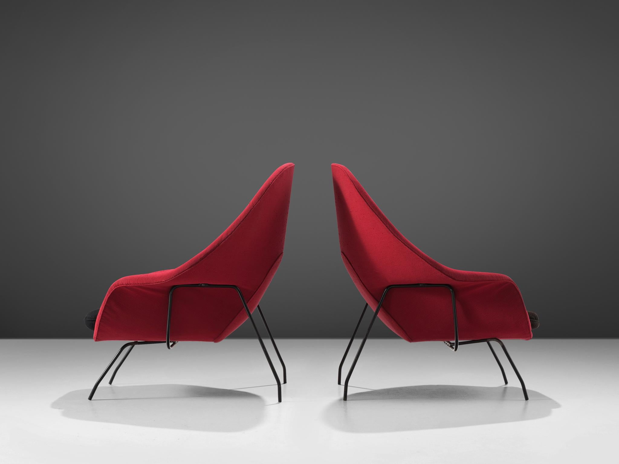 red womb chair