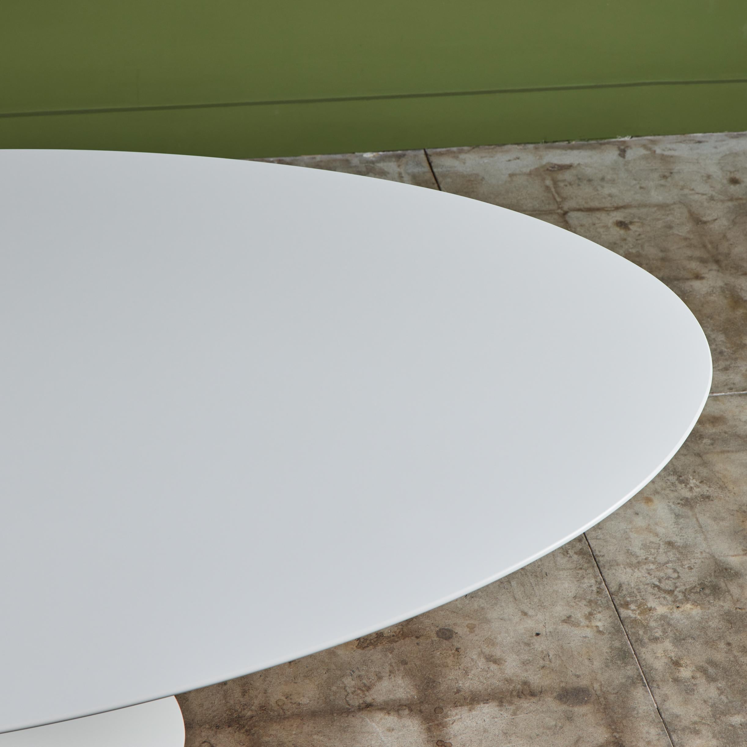 Mesa de comedor/escritorio con pedestal Eero Saarinen para Knoll International en venta 7