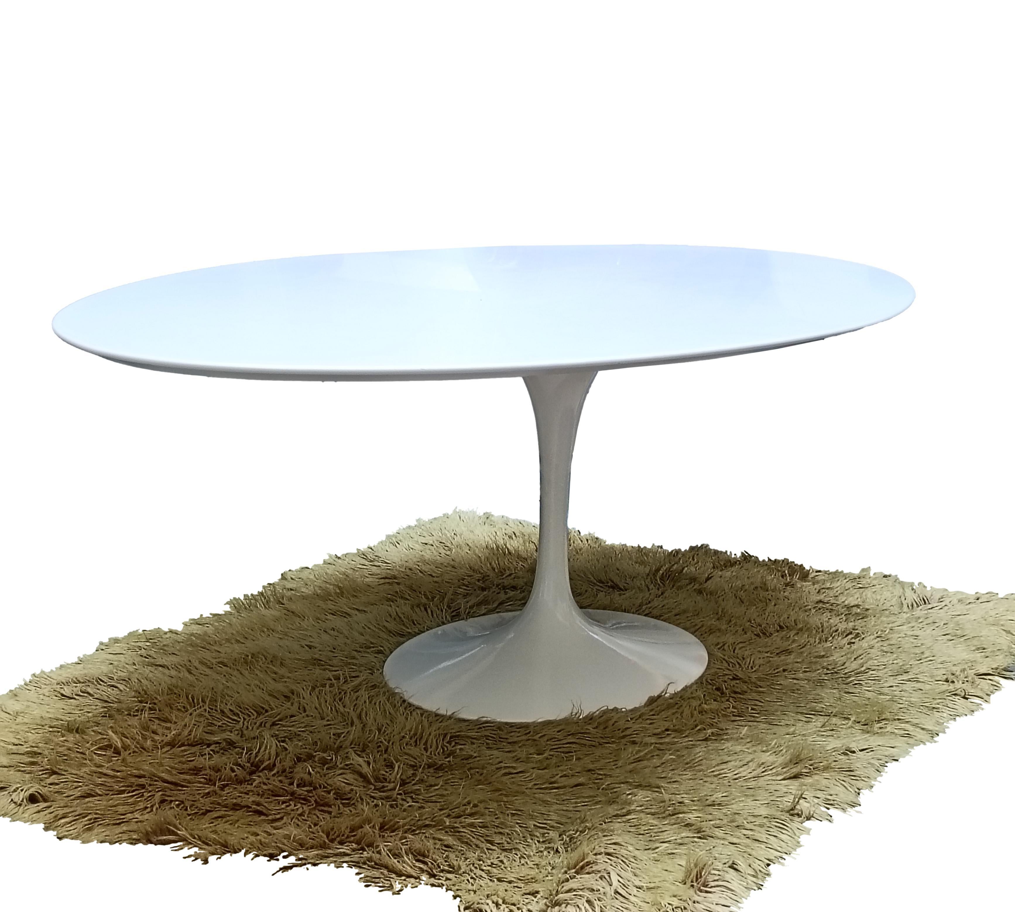 Modern Eero Saarinen for Knoll Oval Table Mod, Tulip, Italy 2022 For Sale