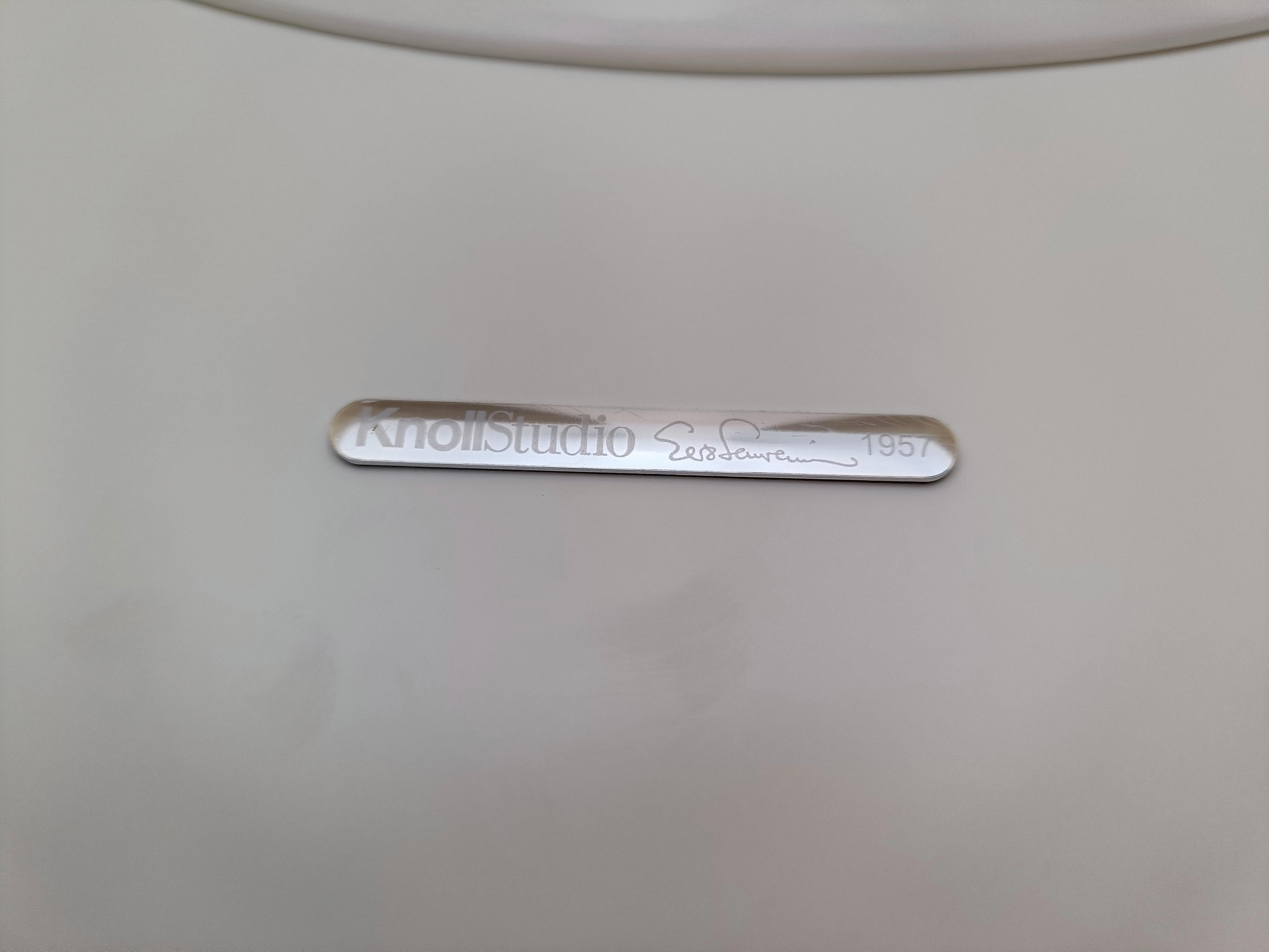 Eero Saarinen for Knoll Oval Table Mod, Tulip, Italy 2022 In Excellent Condition For Sale In Naples, IT