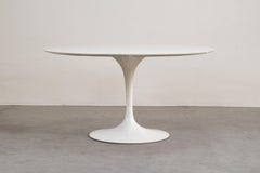 Eero Saarinen Round Pedestal Table in White Aluminium by Knoll 1950s