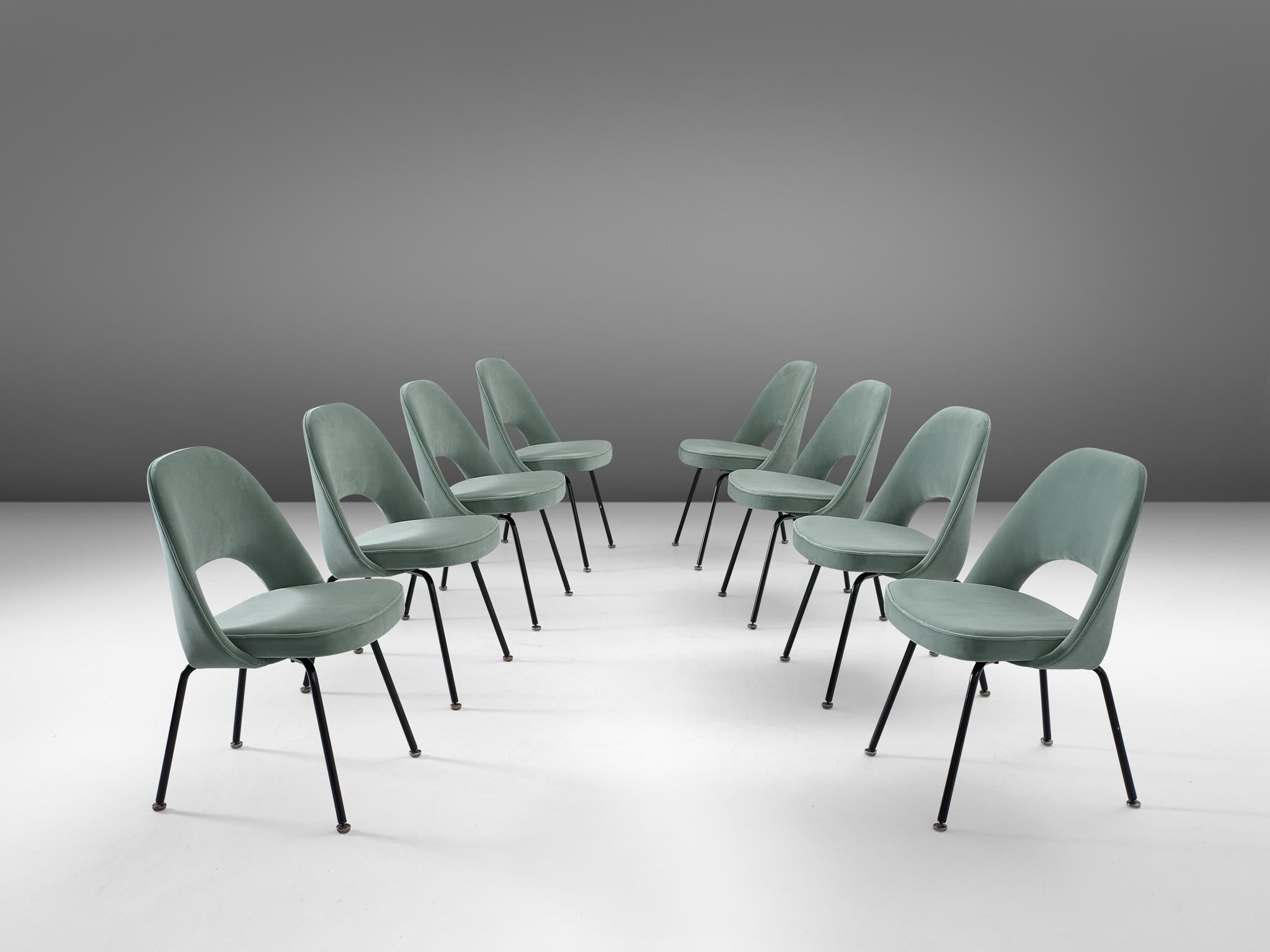 Eero Saarinen for Knoll International, set of eight chairs model 72, metal and turquoise velvet fabric, by United States, design 1948, later production.

Eight organic shaped chairs designed by Eero Saarinen. This iconic model is will be
