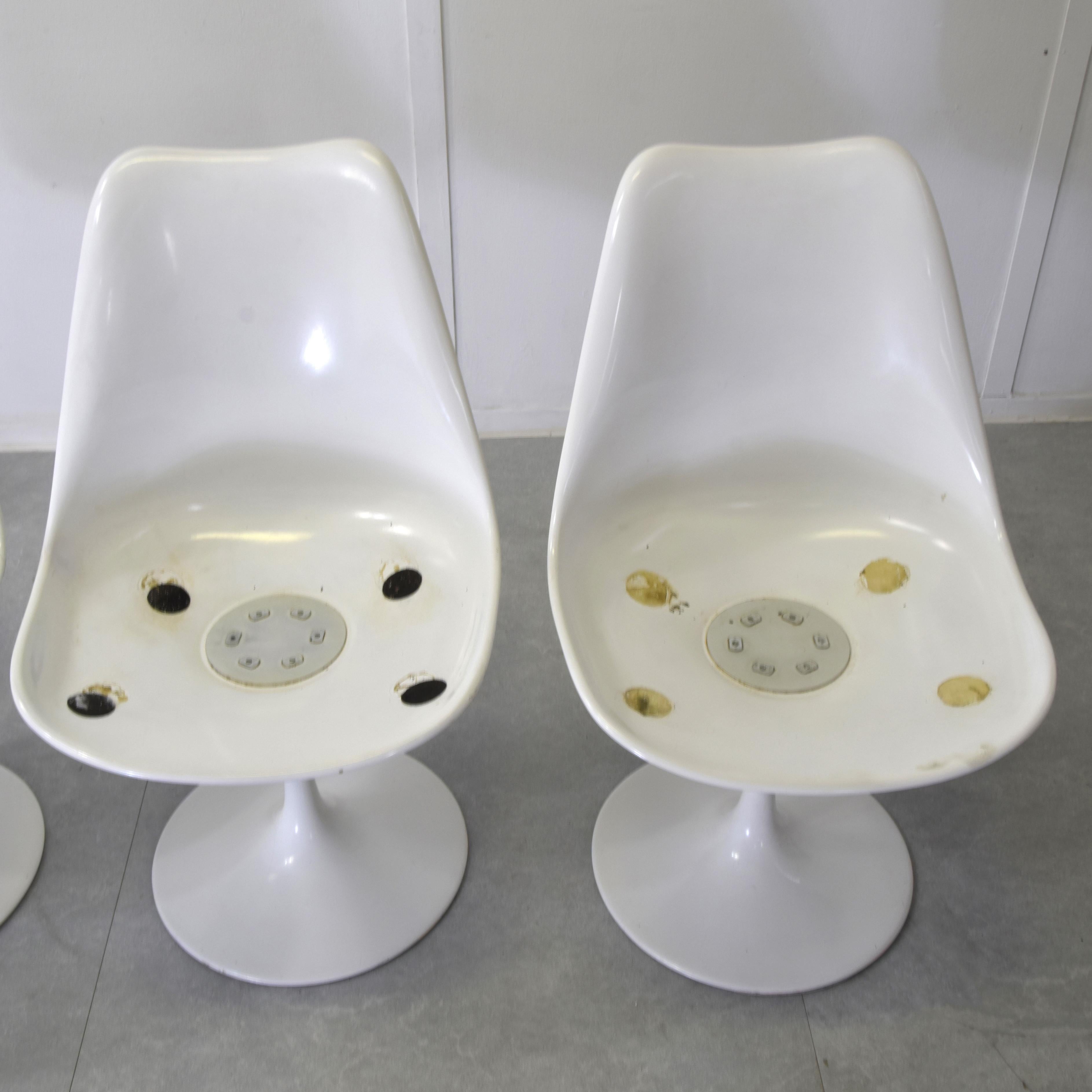 Set di quattro sedie Tulip di Eero Saarinen anni '70 in vendita 3