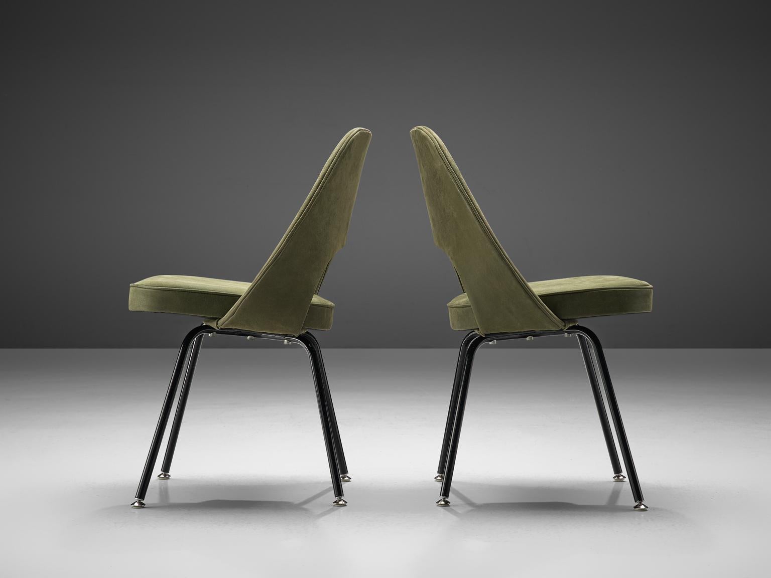 Mid-Century Modern Eero Saarinen Set of Six Chairs in Moss Green Suede