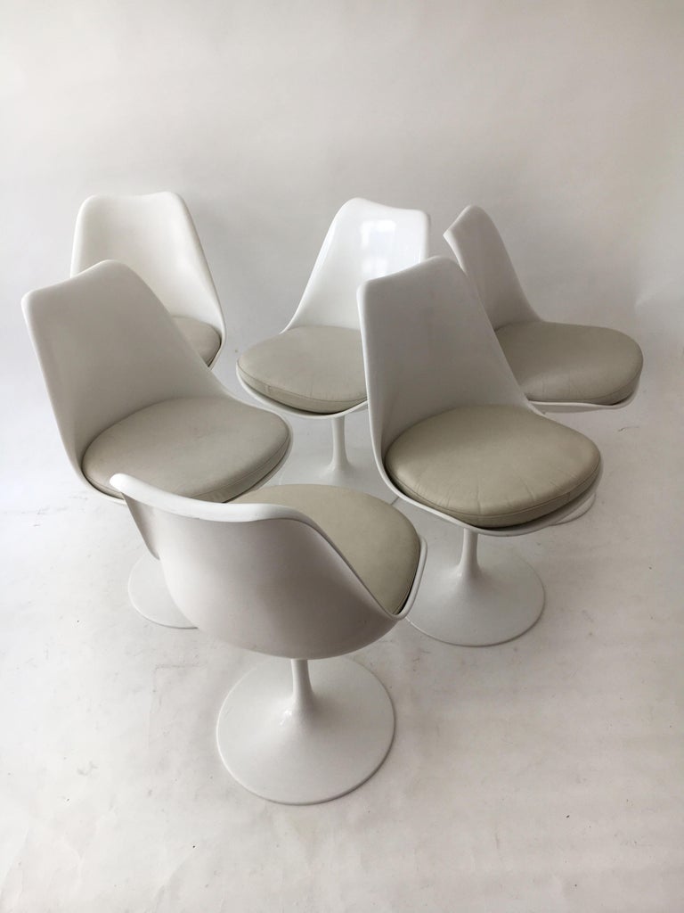 Eero Saarinen Set of Six Tulip Armless Swivel Chairs, Leather Seats, Knoll  1970s For Sale at 1stDibs