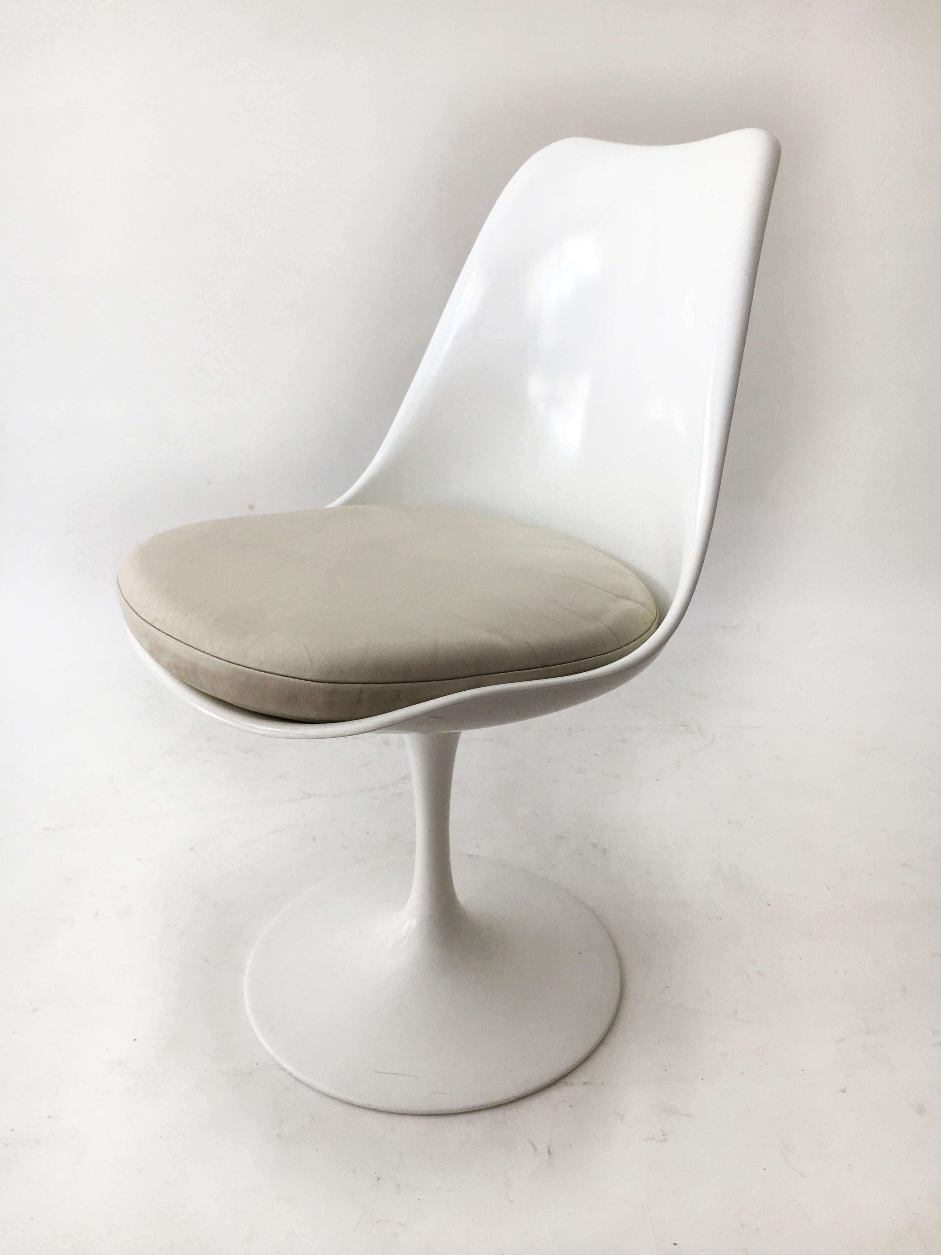 tulip swivel chair