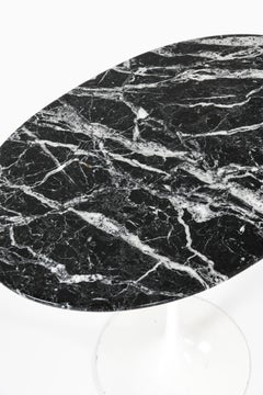 Tavolino Eero Saarinen Prodotto da Knoll International