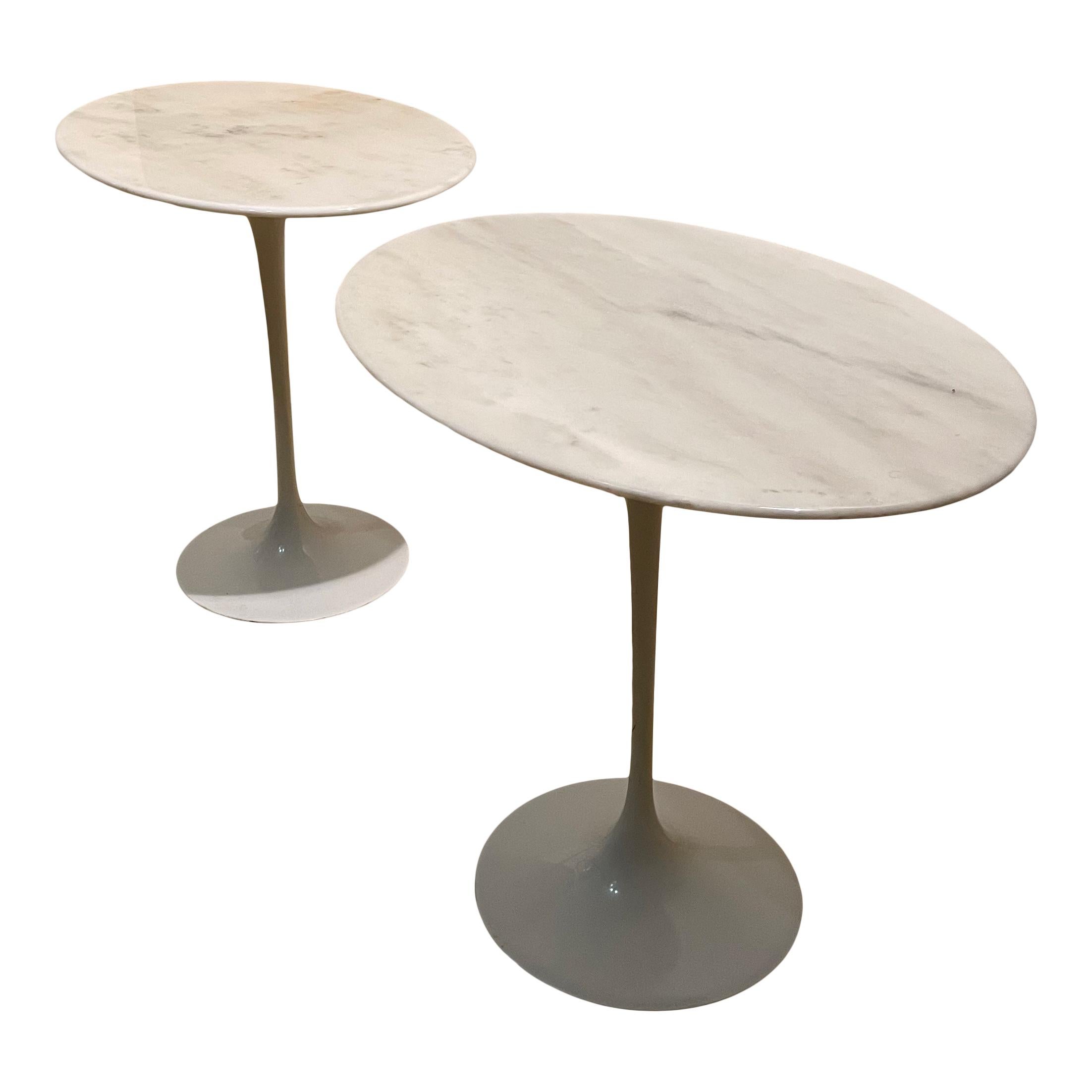 Lacquered Eero Saarinen Space Age Marble Tulip Nightstand for Knoll, 1967, Set of 2 For Sale