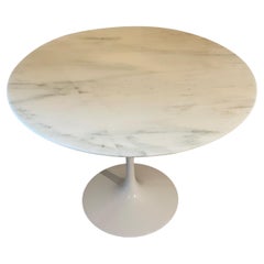Eero Saarinen Space Age White Carrara Marble Tulip Table for Knoll, 1967
