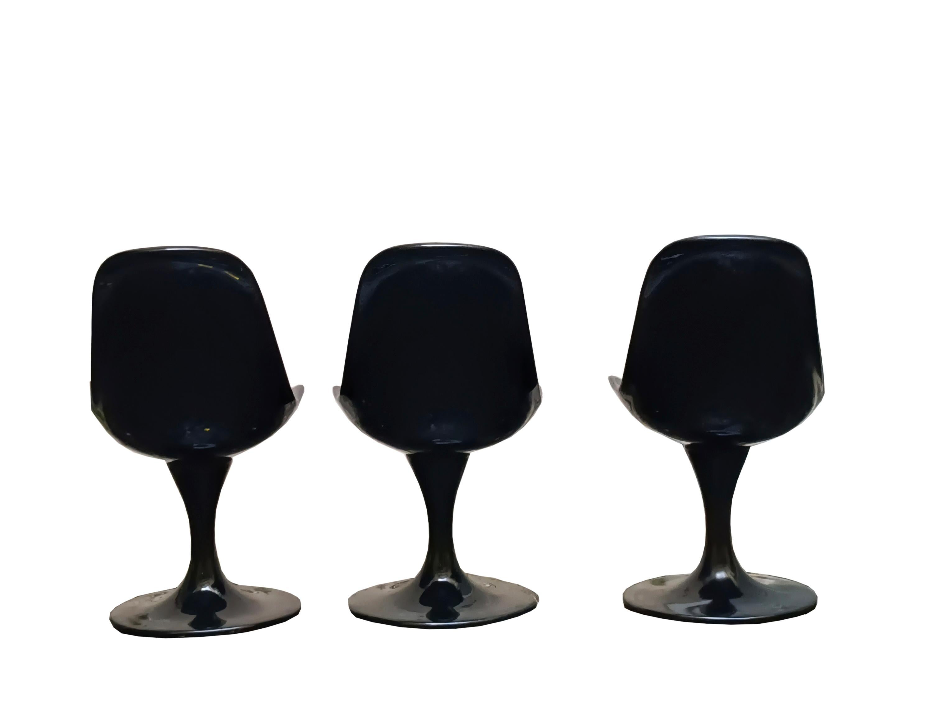 Ensemble de 3 chaises de salle à manger noires de style Eero Saarinen, modèle Tulip, Italie, années 1970 Bon état - En vente à Naples, IT