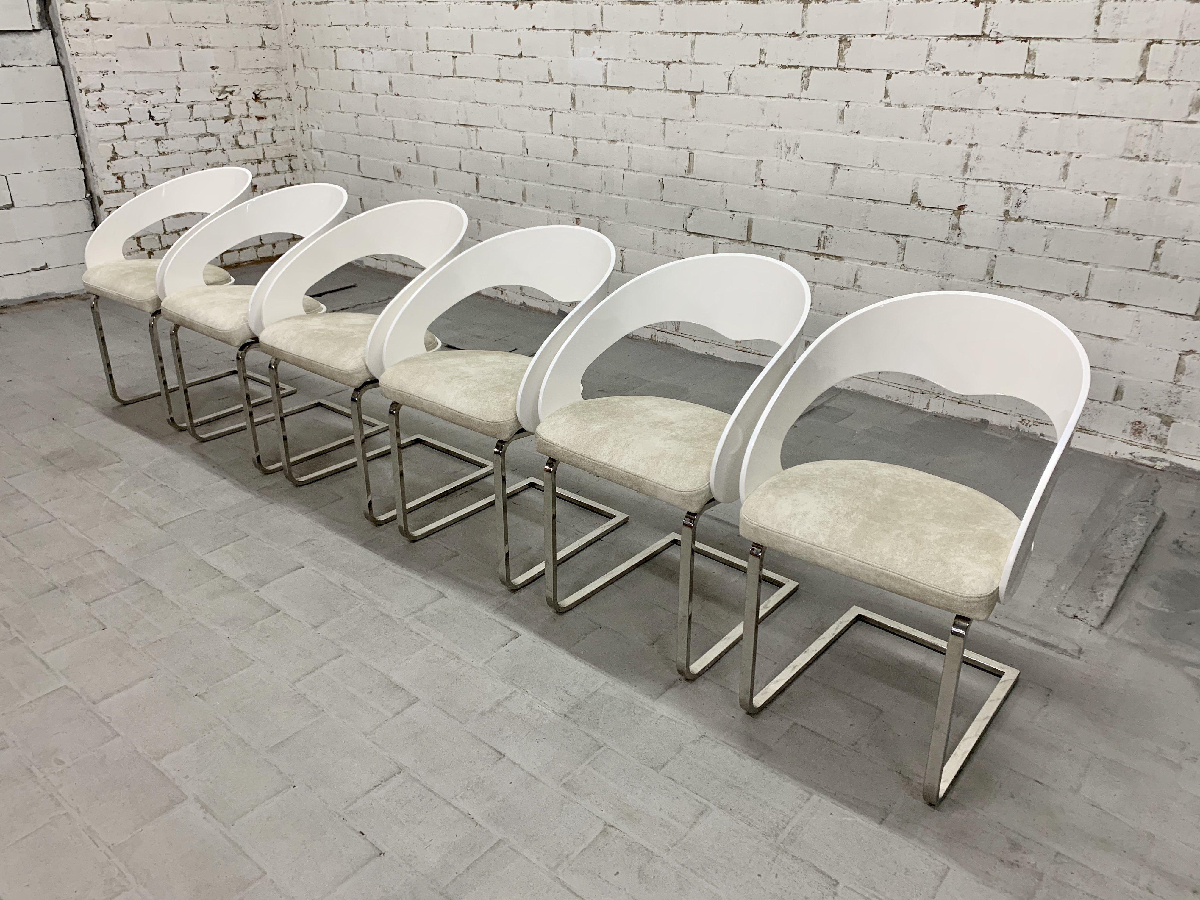 Mid-Century Modern Eero Saarinen Styled Contemporary Dining Chairs - Set of 6 For Sale