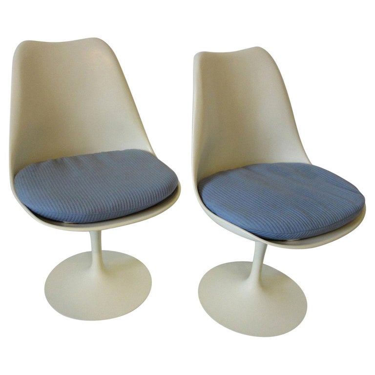 Eero Saarinen Swiveling Tulip Chairs for Knoll at 1stDibs