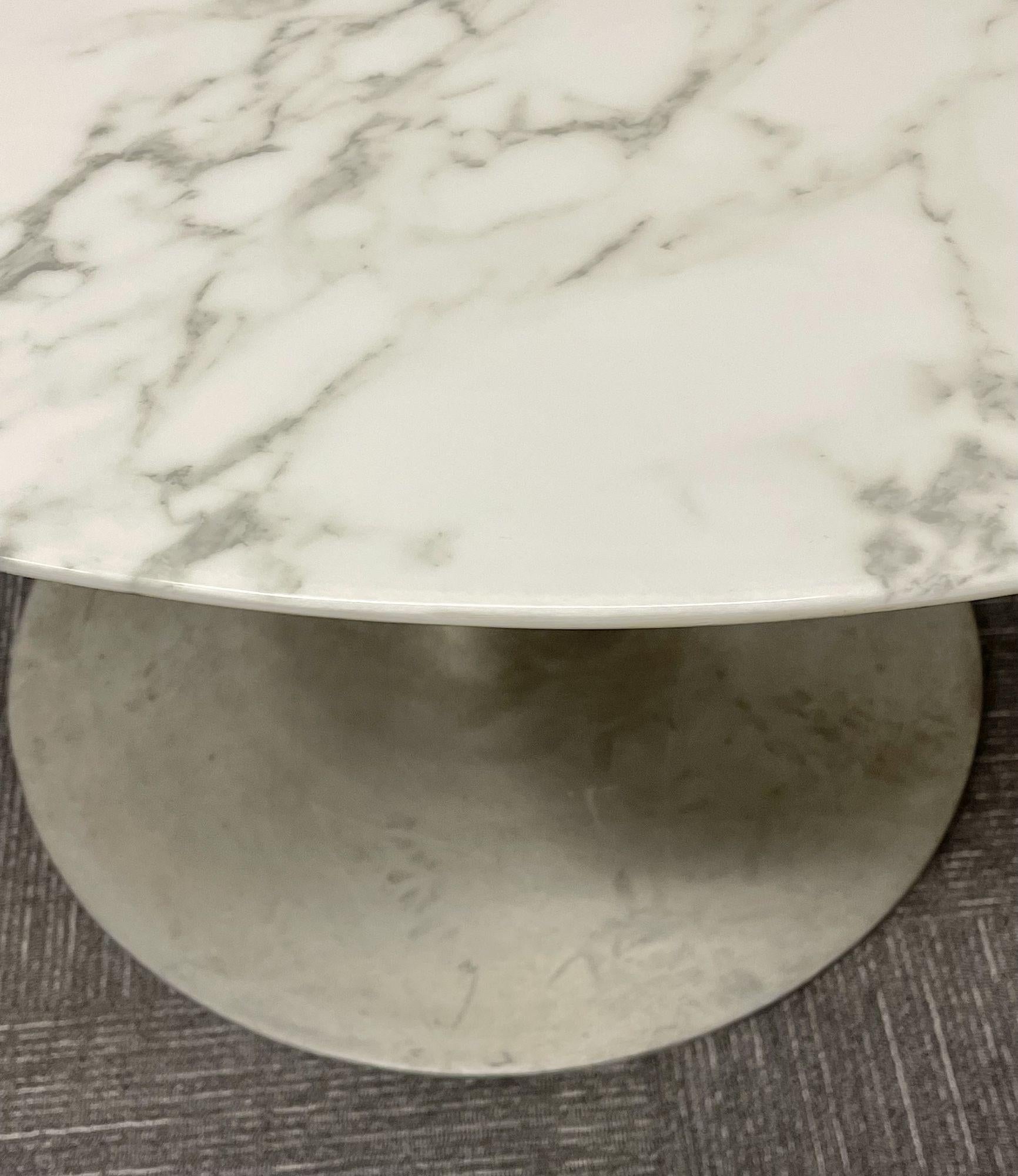 20th Century Eero Saarinen Table, Carrara Marble Top, Mid-Century Modern