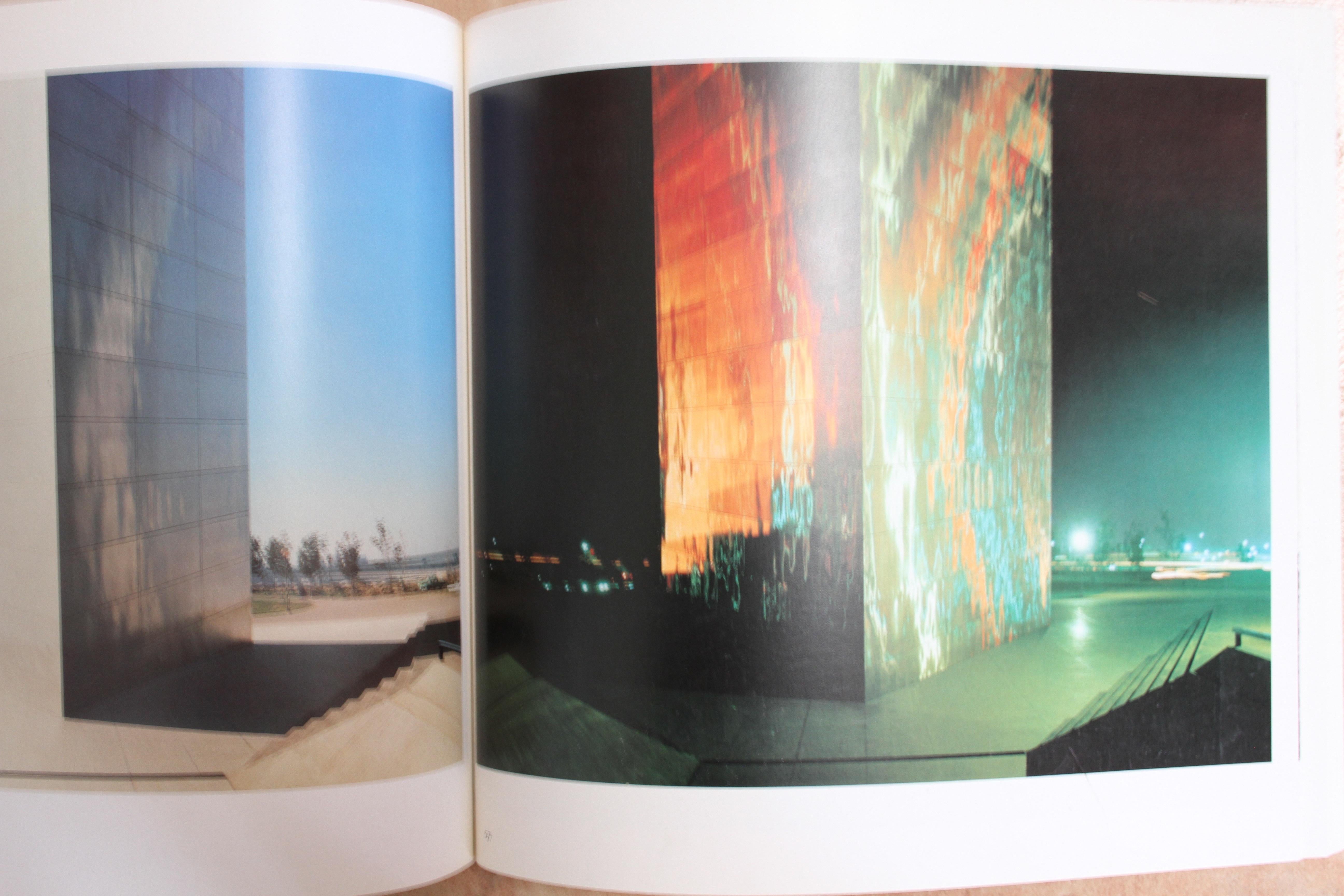 Eero Saarinen The Arch 'from St. Louis & the Arch' Photograph by Joel Meyerowitz For Sale 4
