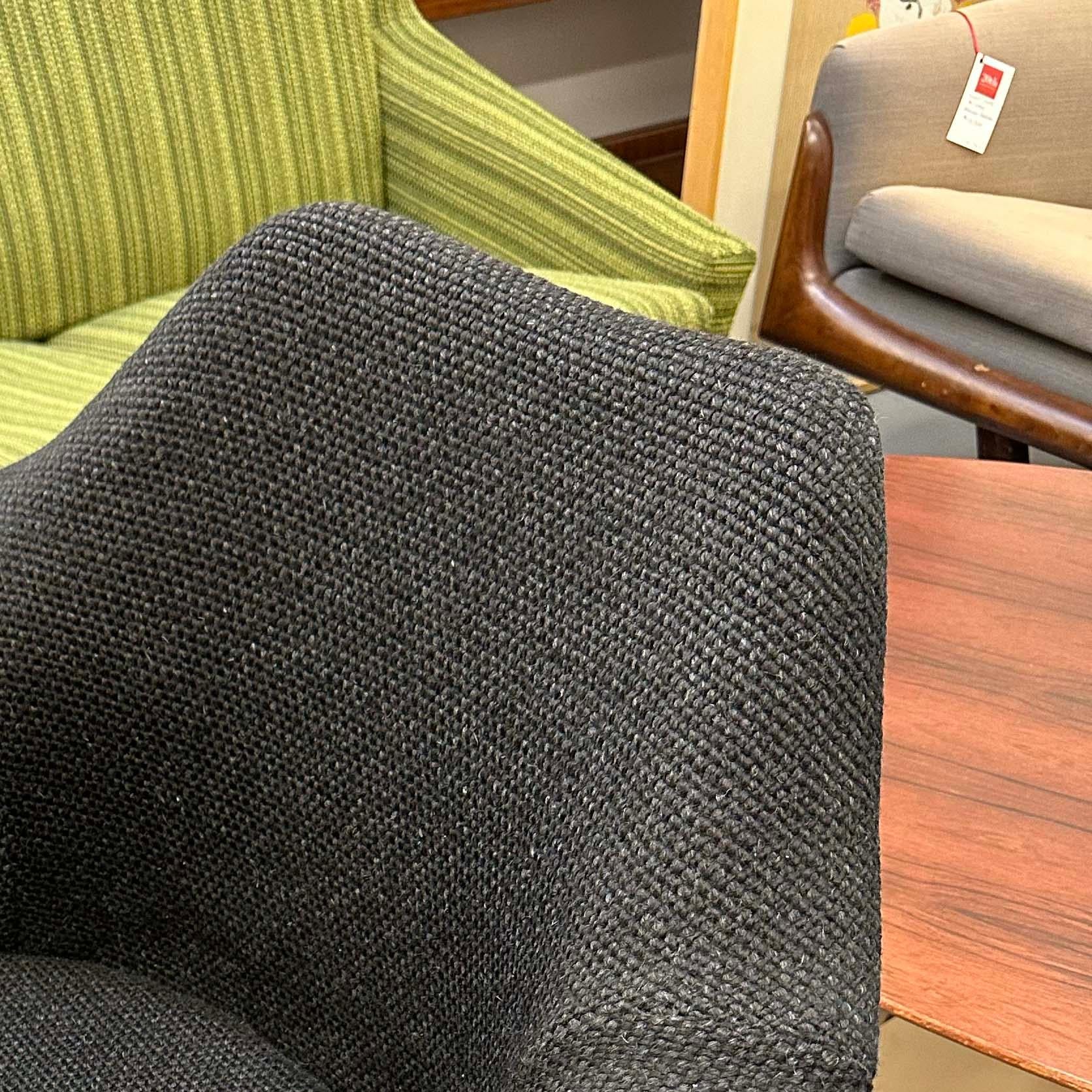 Eero Saarinen Tulip Armchair for Knoll with Original Alexander Girard Upholstery For Sale 1