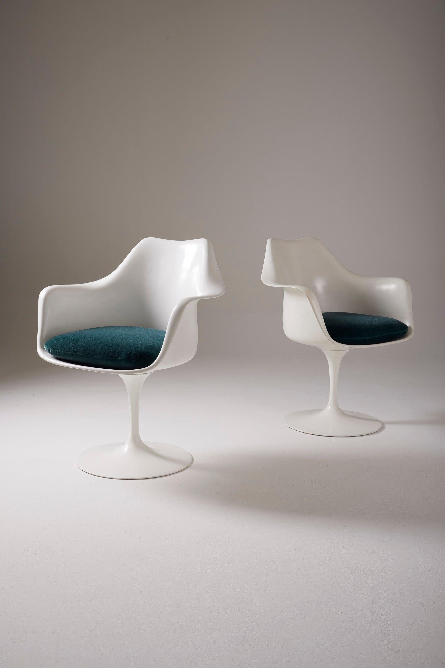 Eero Saarinen Tulip Armchair 4
