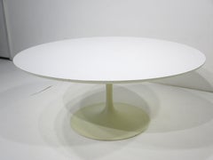 Table basse Tulip d'Eero Saarinen pour Knoll