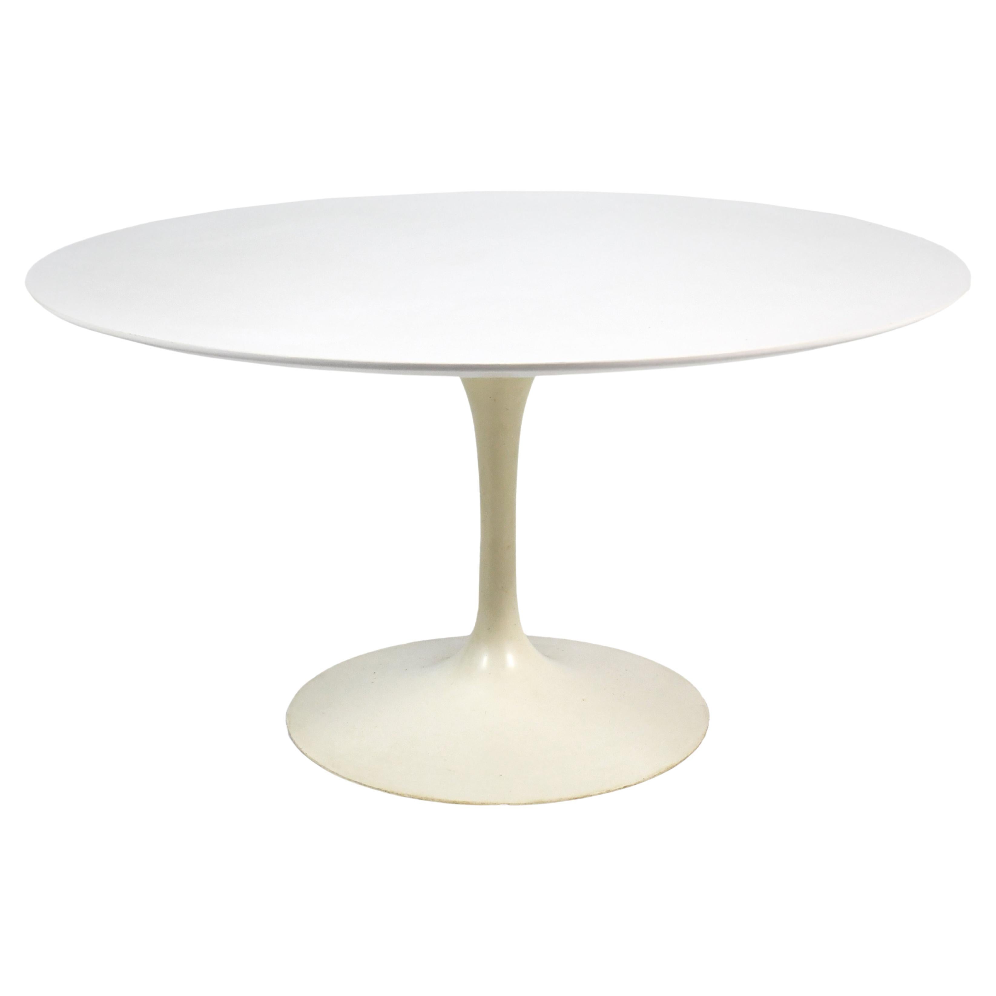 Eero Saarinen Tulip Dining Table by Knoll For Sale