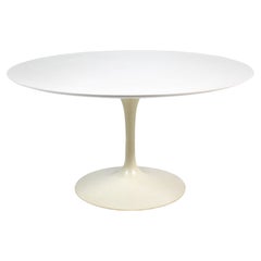 Used Eero Saarinen Tulip Dining Table by Knoll