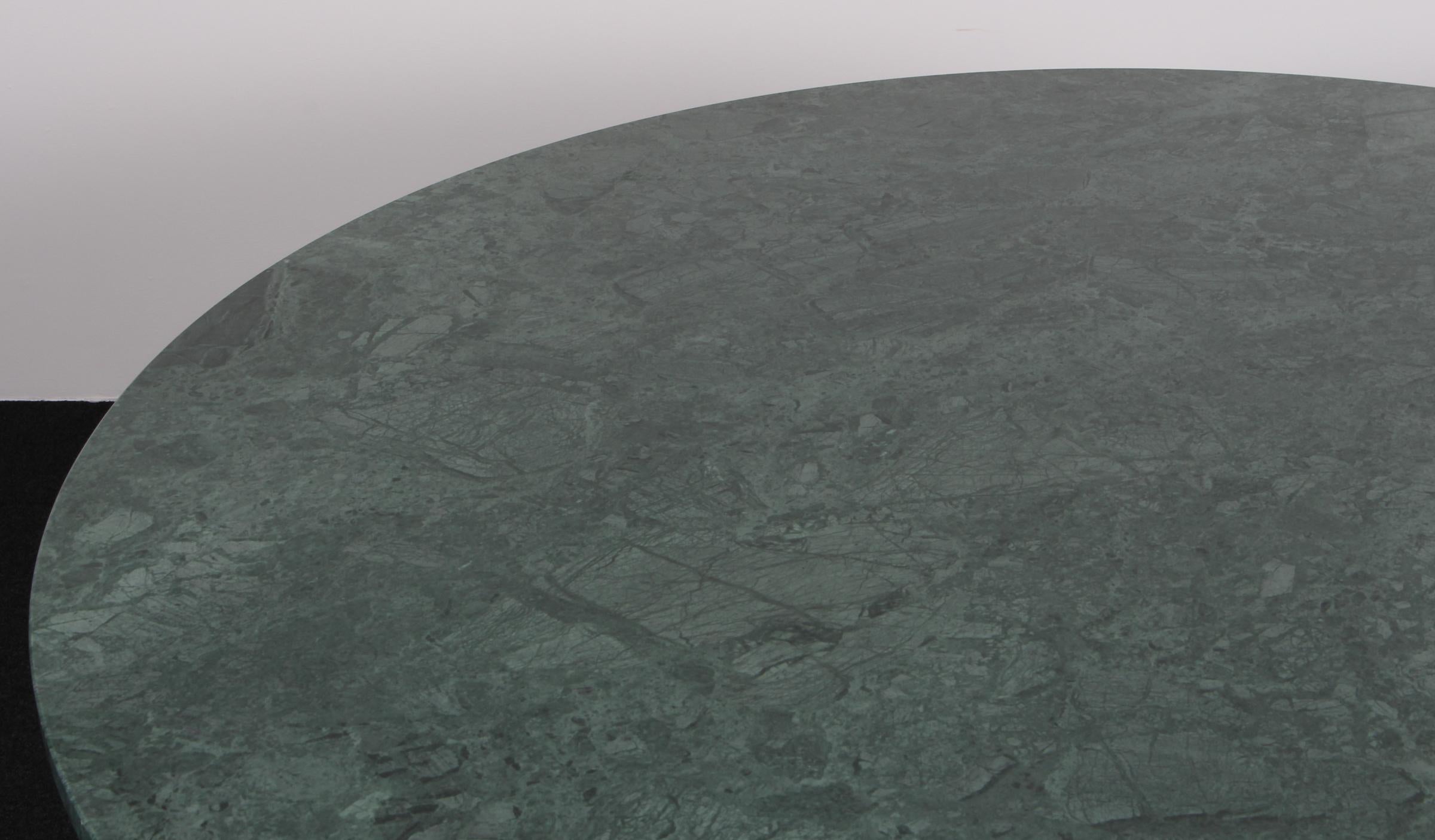 Mid-Century Modern Eero Saarinen Tulip Dining Table for Knoll en vente