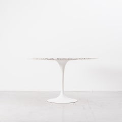 Eero Saarinen Tulip Dining Table Knoll:: États-Unis:: vers 1957