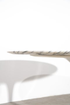 Eero Saarinen  Tulip Dining Table Marble Knoll International