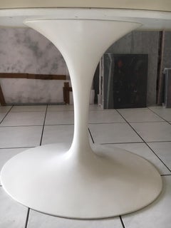 Eero Saarinen Tulip Oval White Laminate Dining Table by Knoll at 1stDibs |  oval laminate dining table, white oval dining table