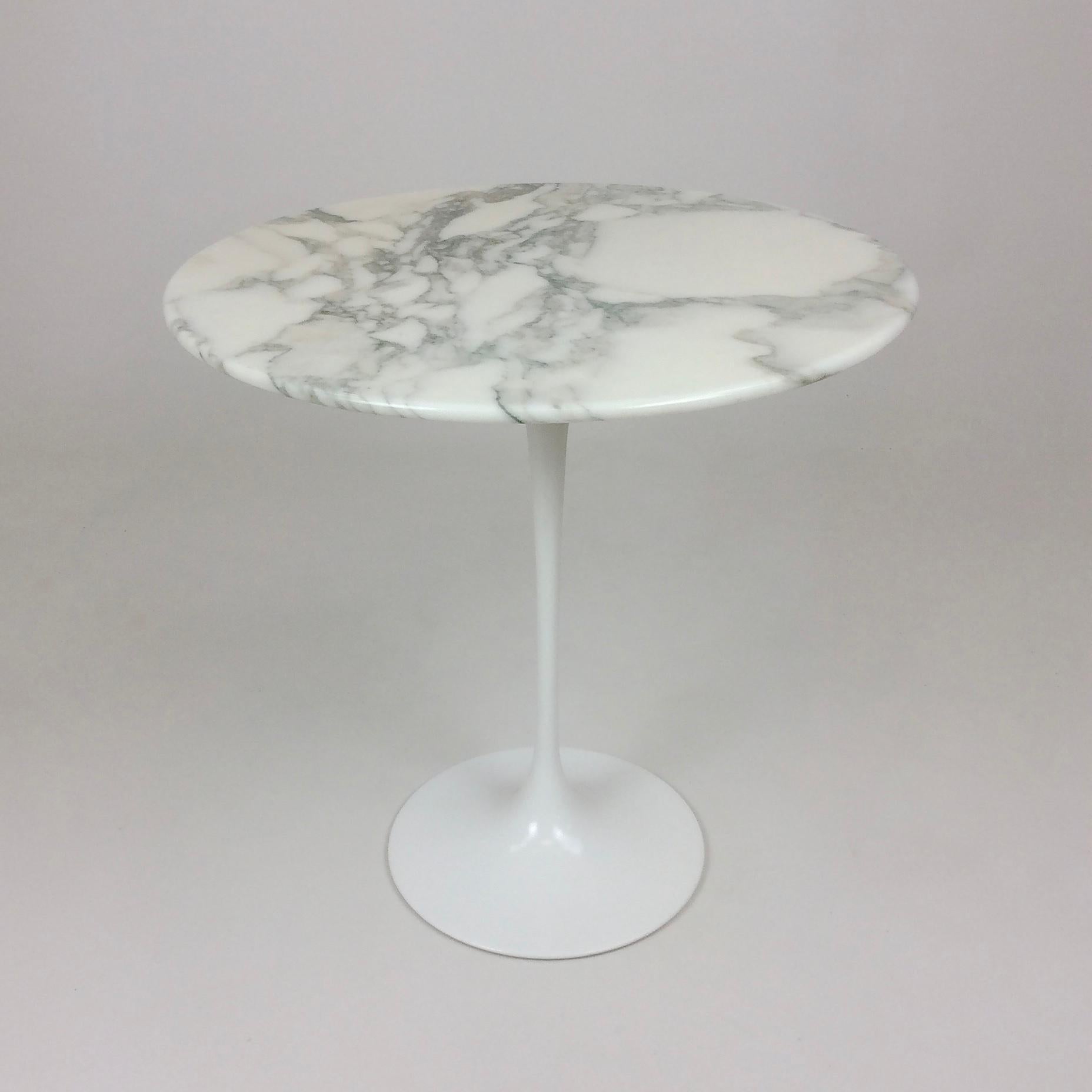 Mid-Century Modern Eero Saarinen Tulip Side Table for Knoll