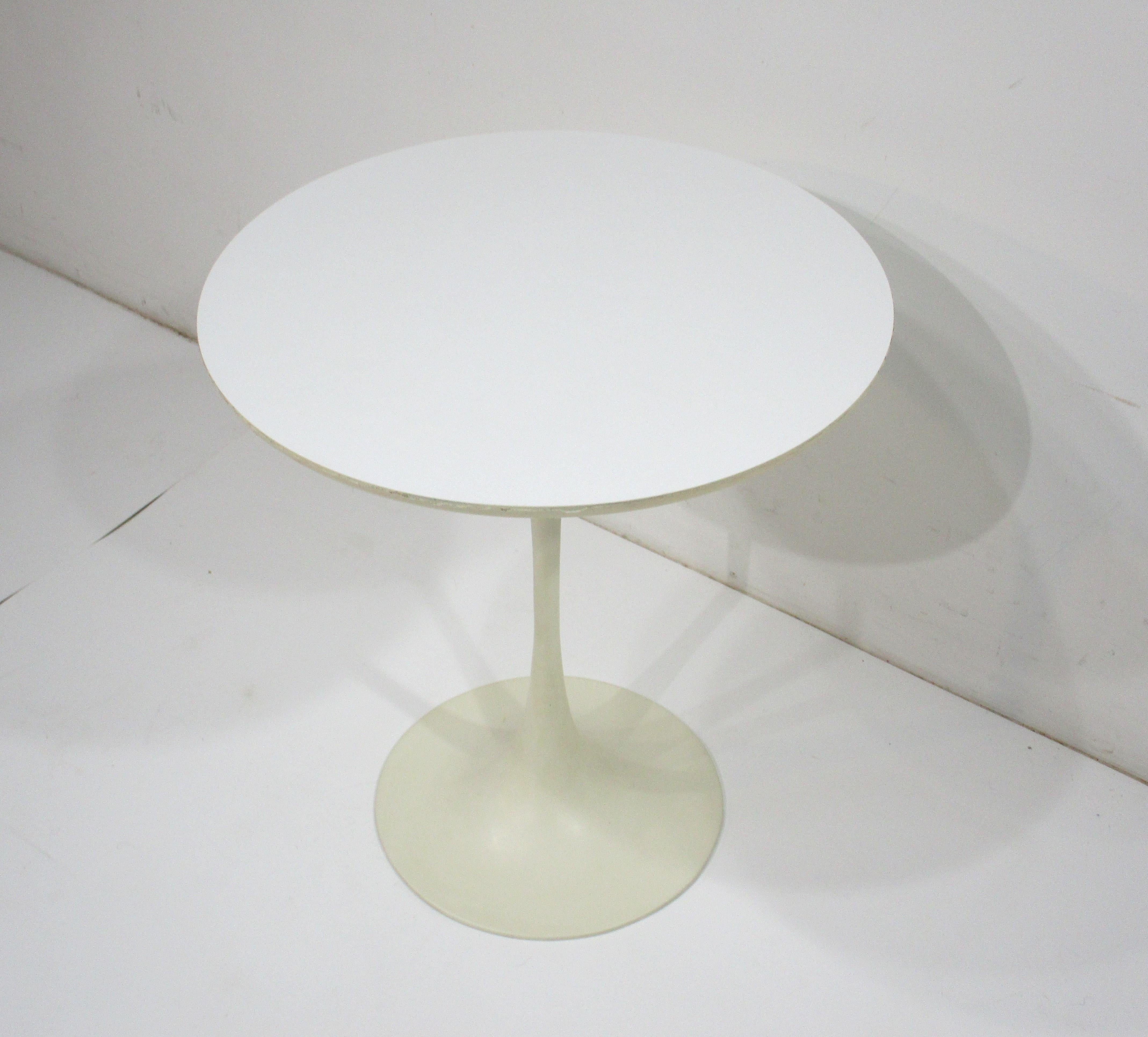 Metal Eero Saarinen Tulip Side Table for Knoll For Sale