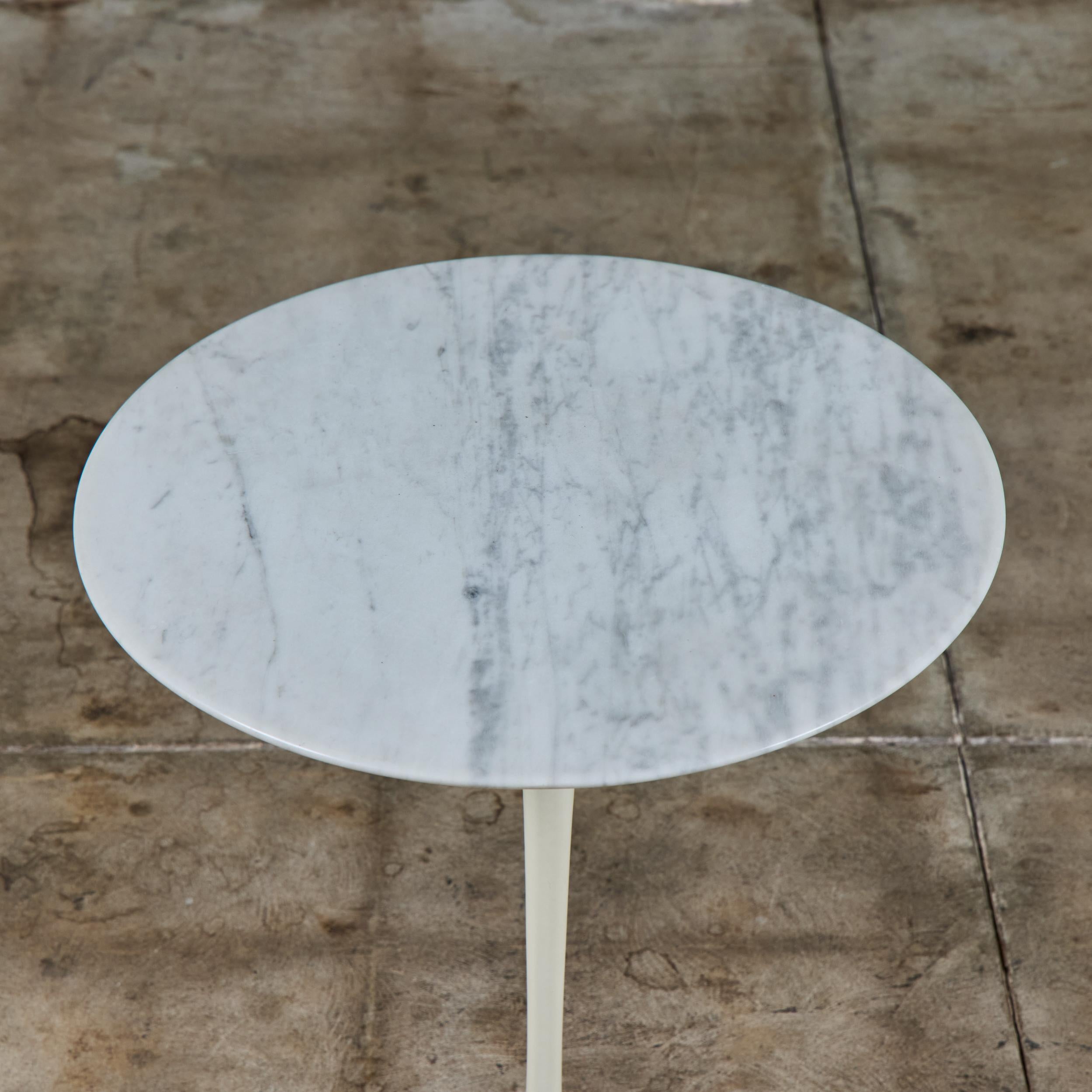 Alluminio Tavolino Tulip di Eero Saarinen per Knoll in vendita