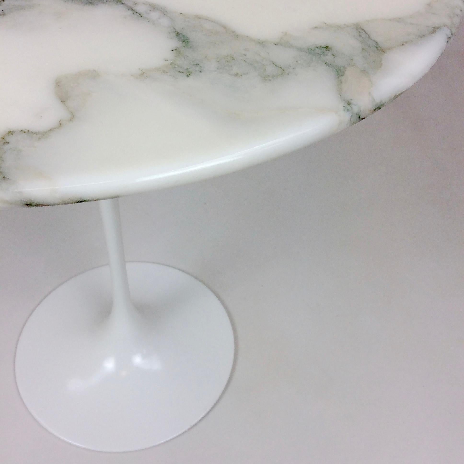 Eero Saarinen Tulip Side Table for Knoll 1