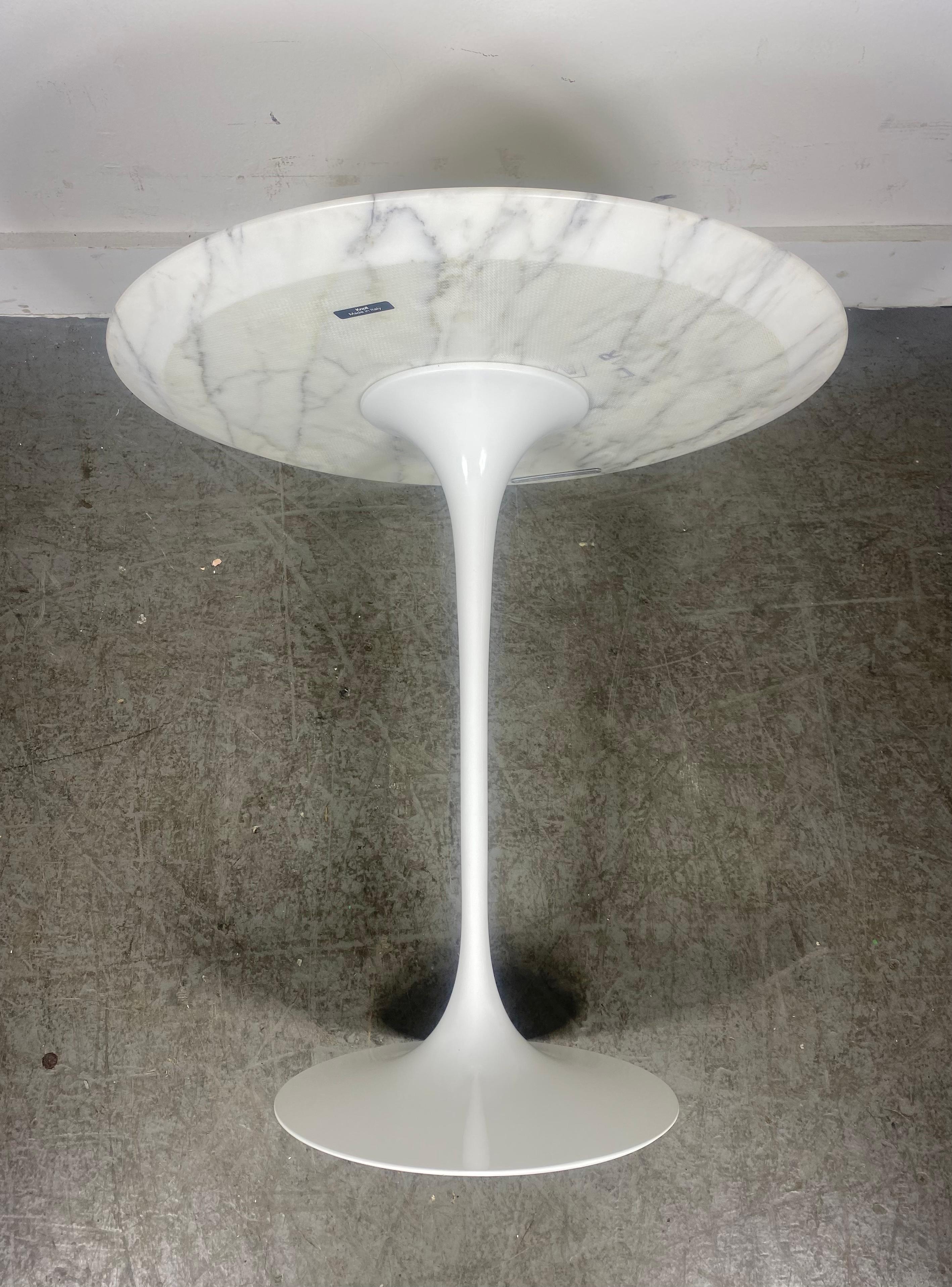 Powder-Coated Eero Saarinen Tulip Side Table for Knoll in Breccia Marble.. Classic Modern 