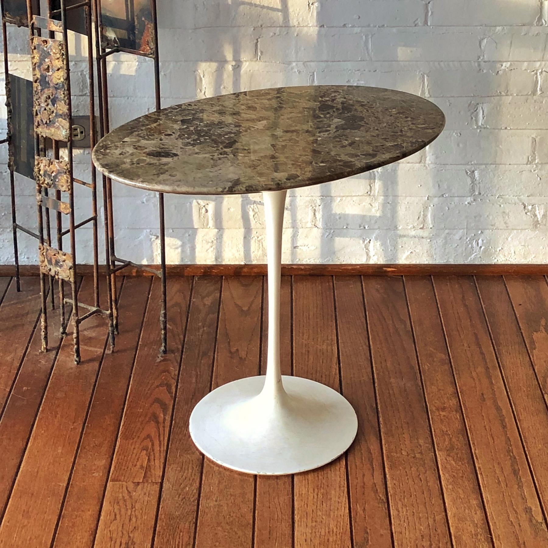 Eero Saarinen Tulip Side Table with Marble Top 4