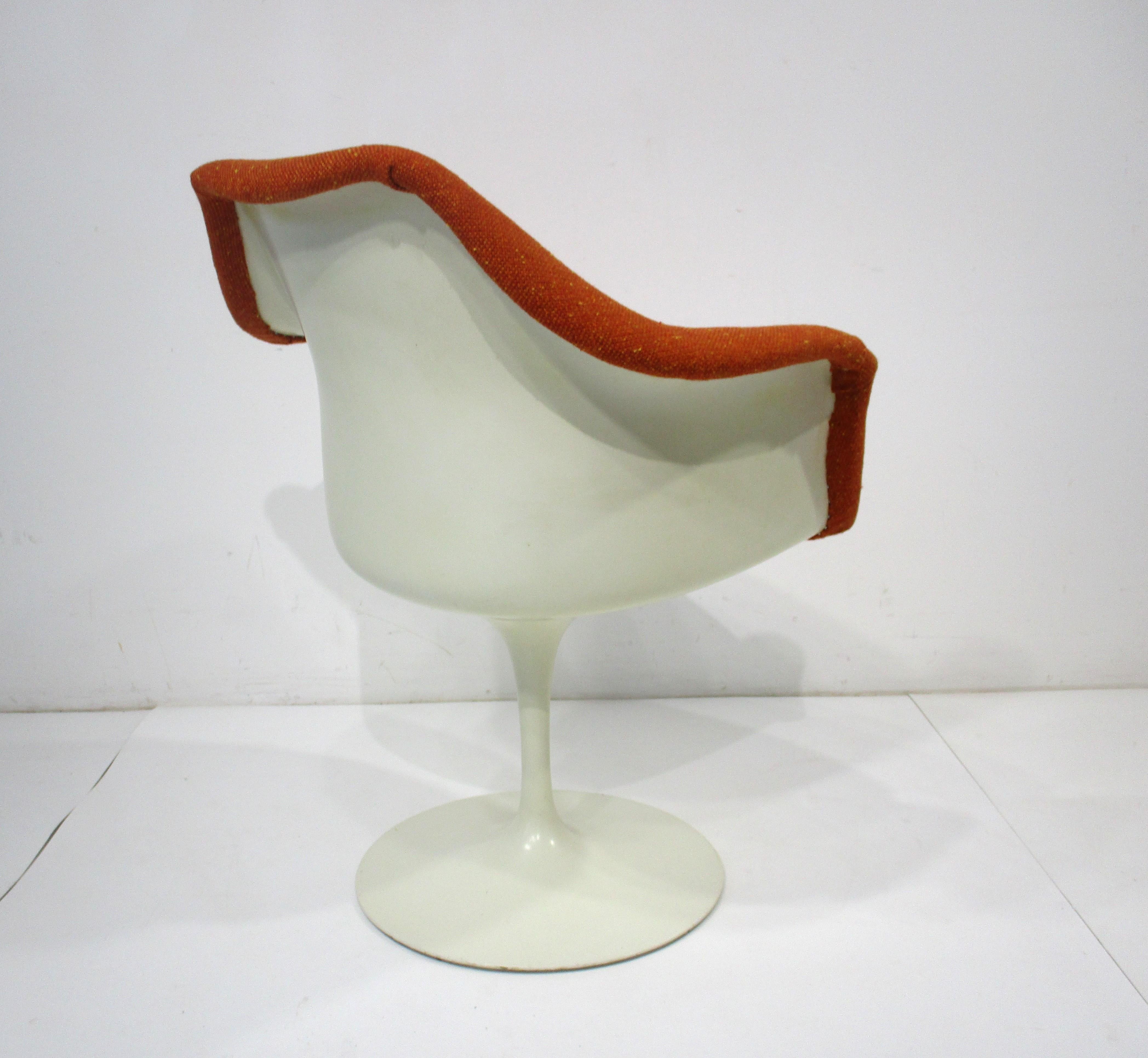 American Eero Saarinen Upholstered Tulip Armchair for Knoll  For Sale