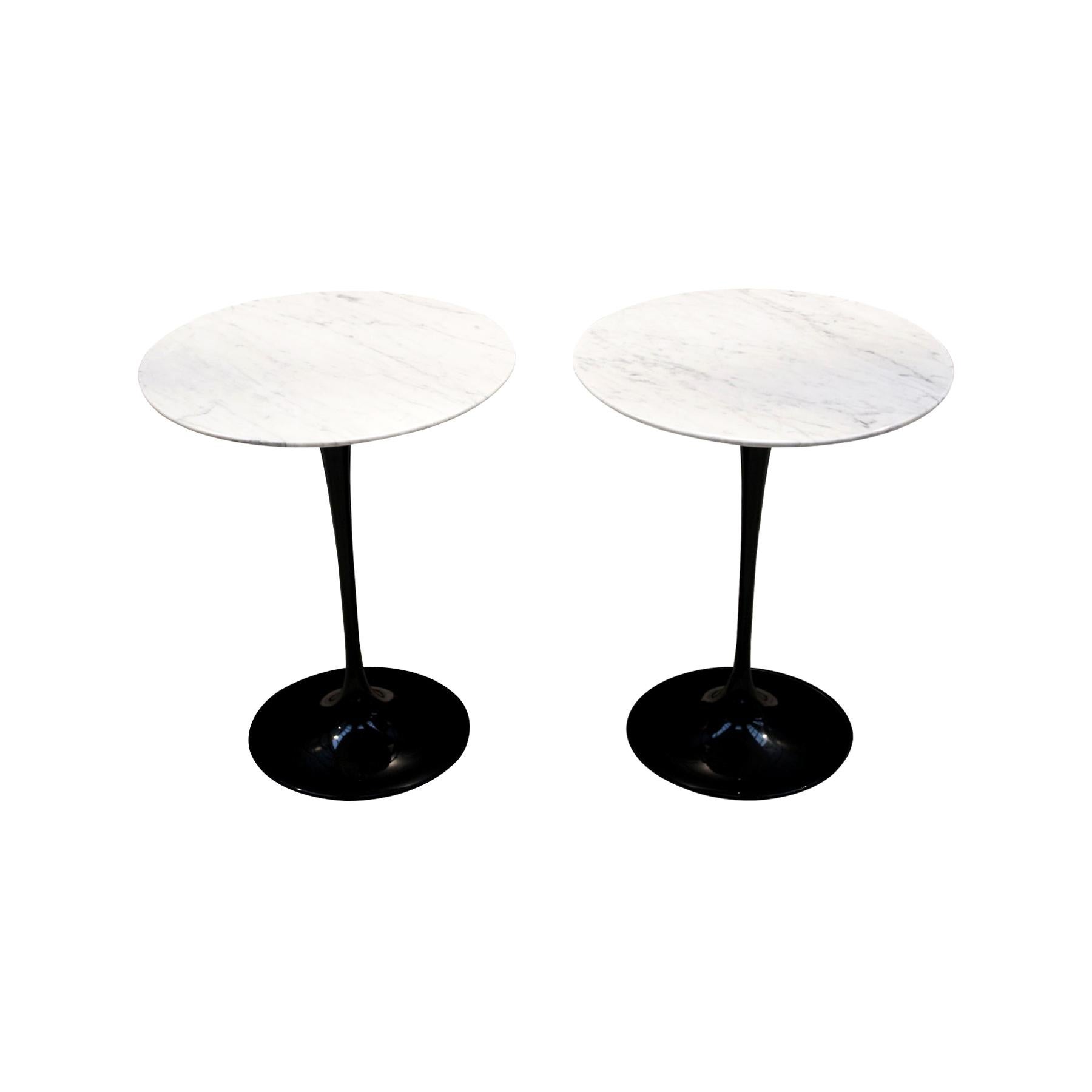 Eero Saarinen Vintage Knoll 
Tulip
 Carrara White Marble Side Tables