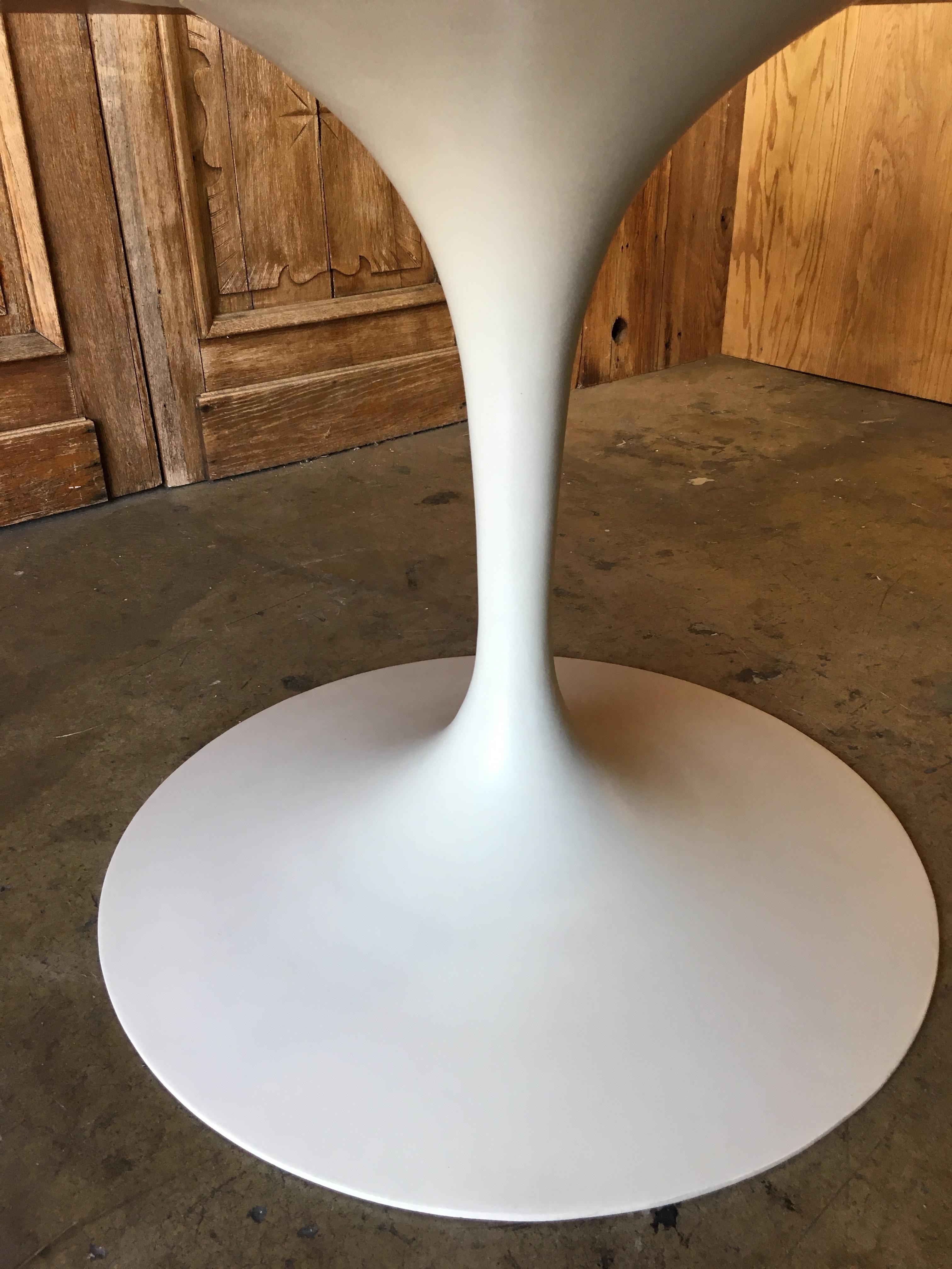 Metal Eero Saarinen Walnut and Off-White Tulip Dining Table for Knoll