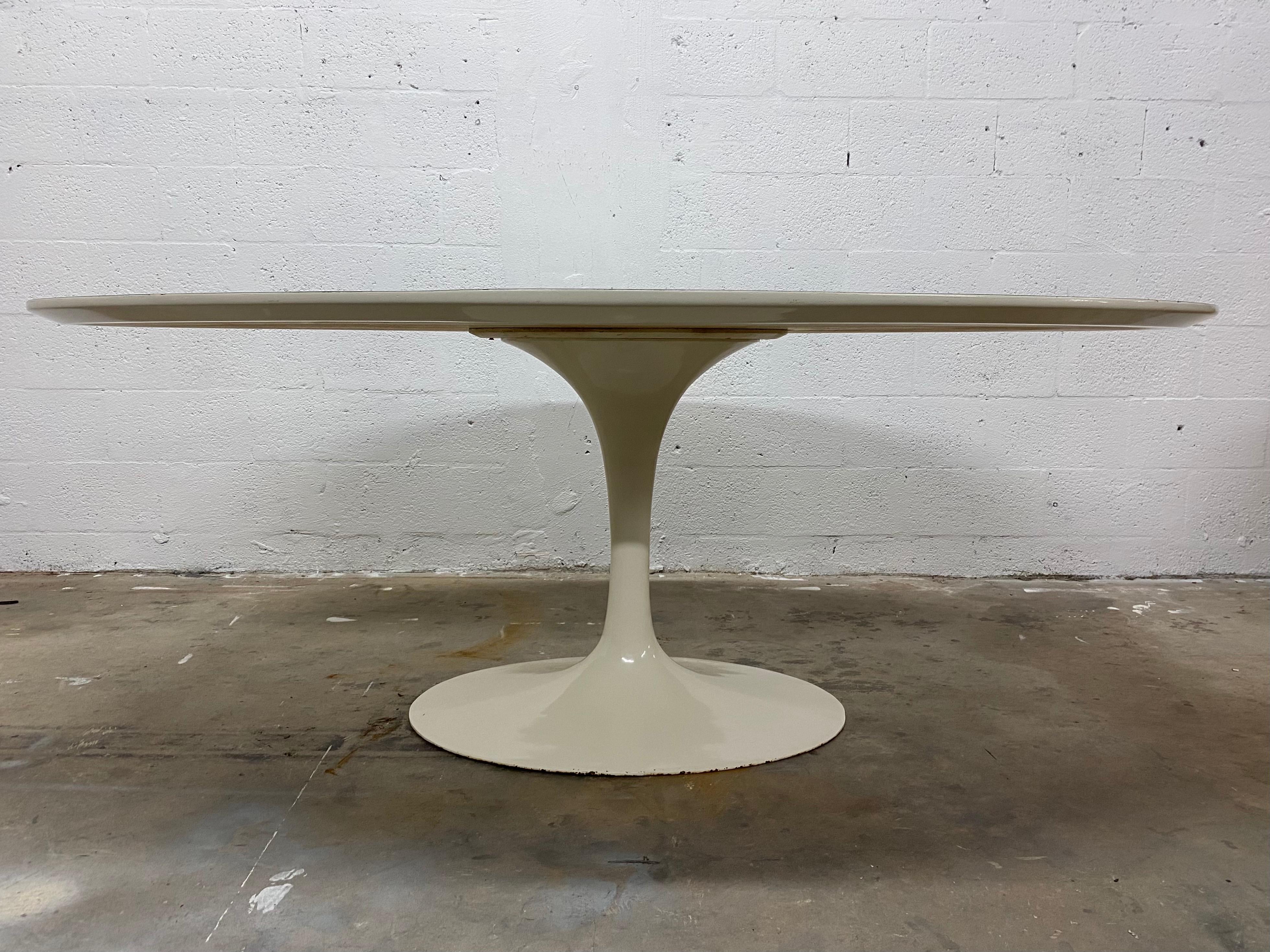 Iron Eero Saarinen White Laminate Oval Tulip Dining Table for Knoll, 1960s