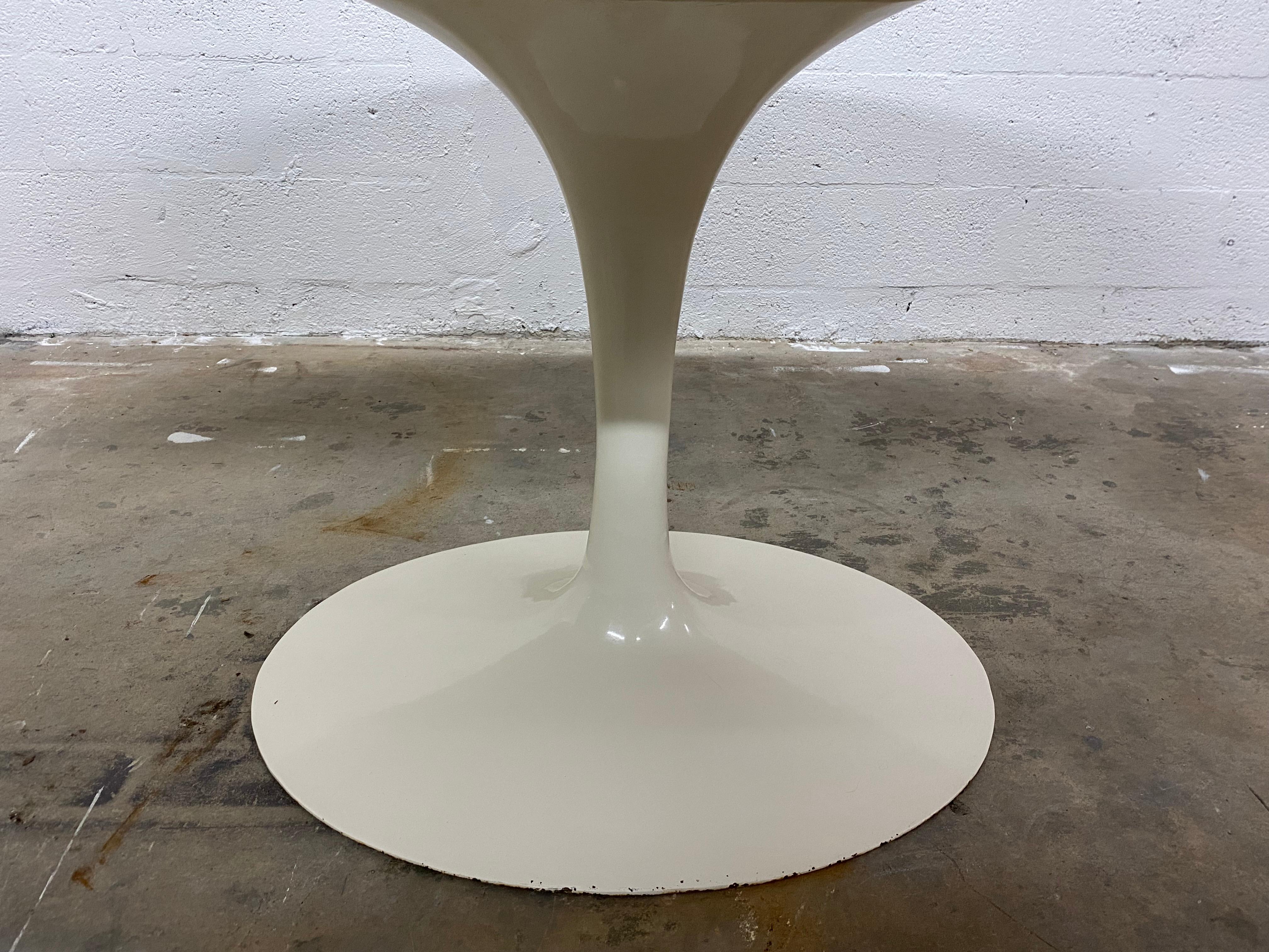 Eero Saarinen White Laminate Oval Tulip Dining Table for Knoll, 1960s 2