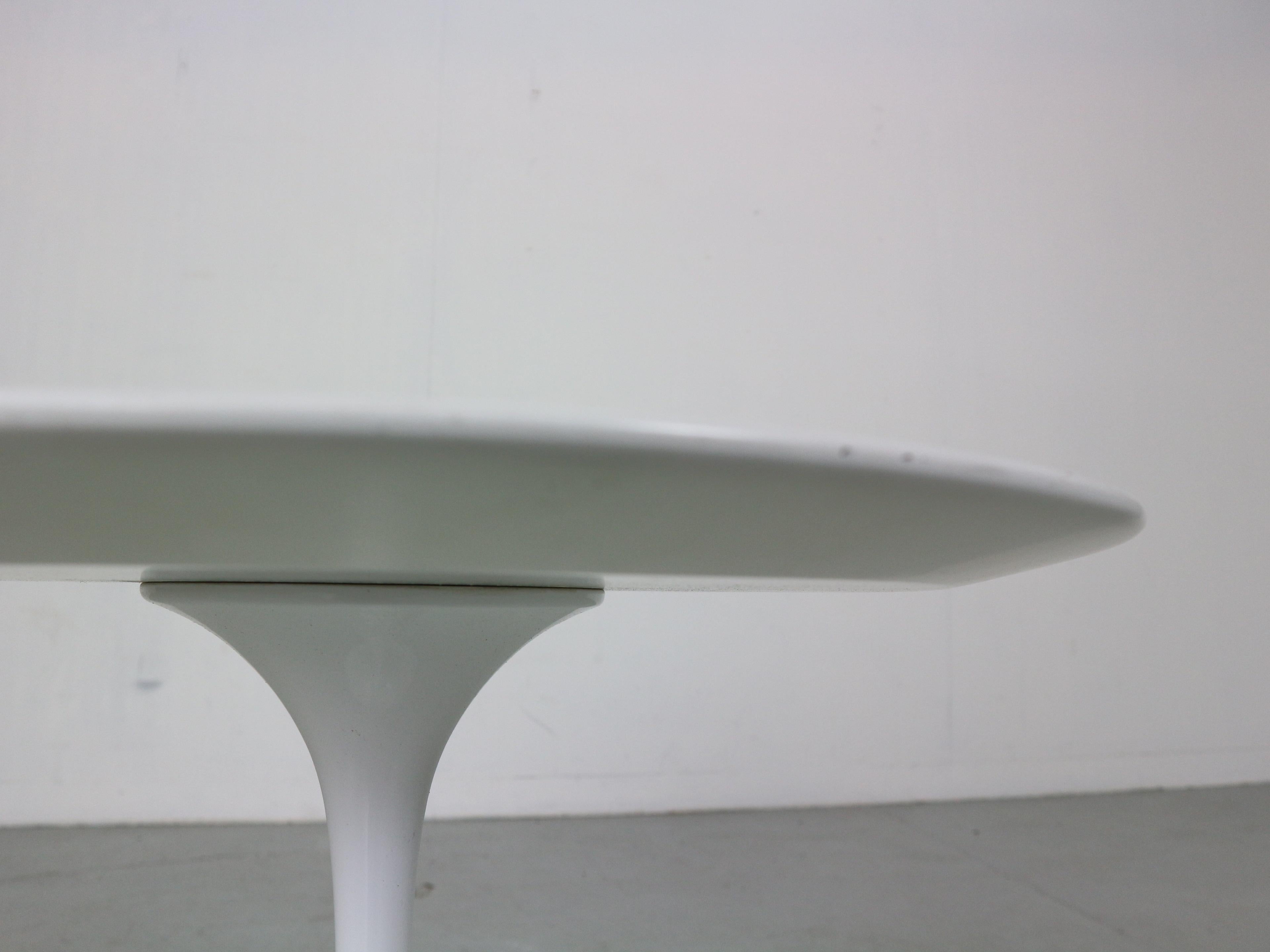 Eero Saarinen White Vintage Tulip Side Table for Knoll, 1960 9